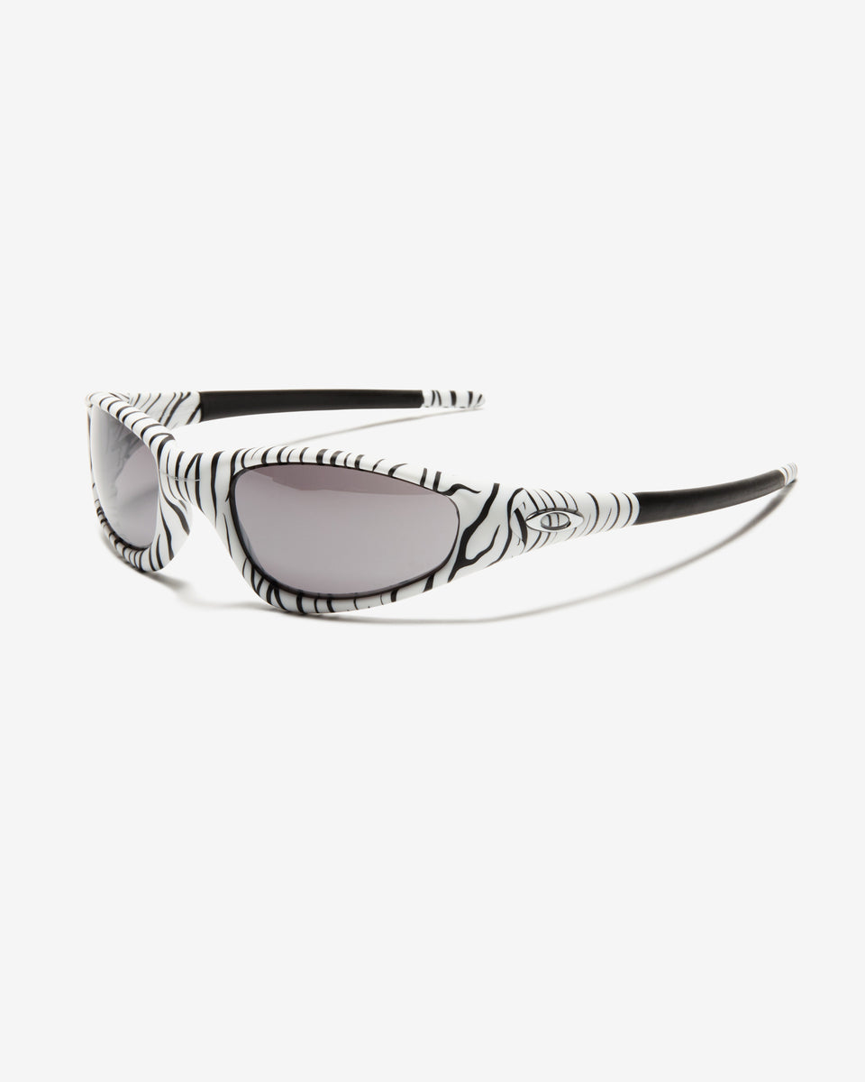 UNDEFEATED X OAKLEY STRAIGHT JACKET 99 - BENGAL – Undefeated