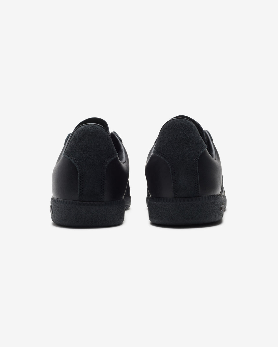 footwear_adidas_bw-army_KH8484