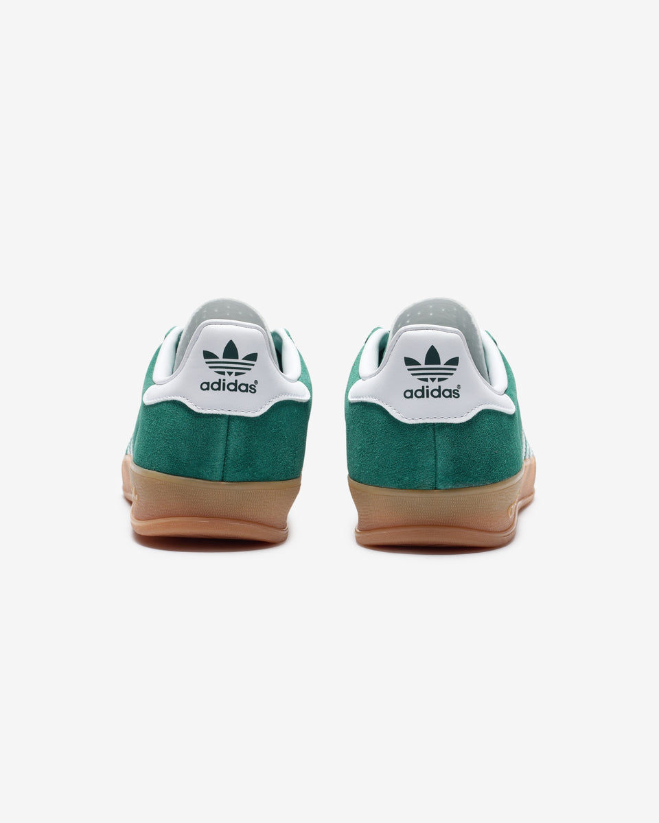 ADIDAS GAZELLE INDOOR - CGREEN/ FTWWHT Undefeated ADIDAS GAZELLE INDOOR - CGREEN/ FTWWHT Undefeated