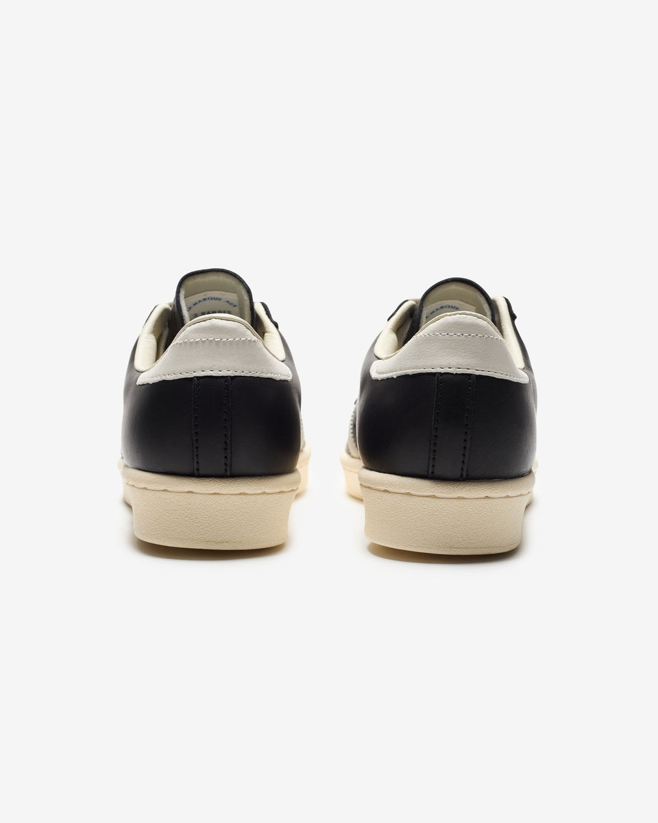 ADIDAS SUPERSTAR VINTAGE - CBLACK/ CWHITE Undefeated ADIDAS SUPERSTAR VINTAGE - CBLACK/ CWHITE Undefeated