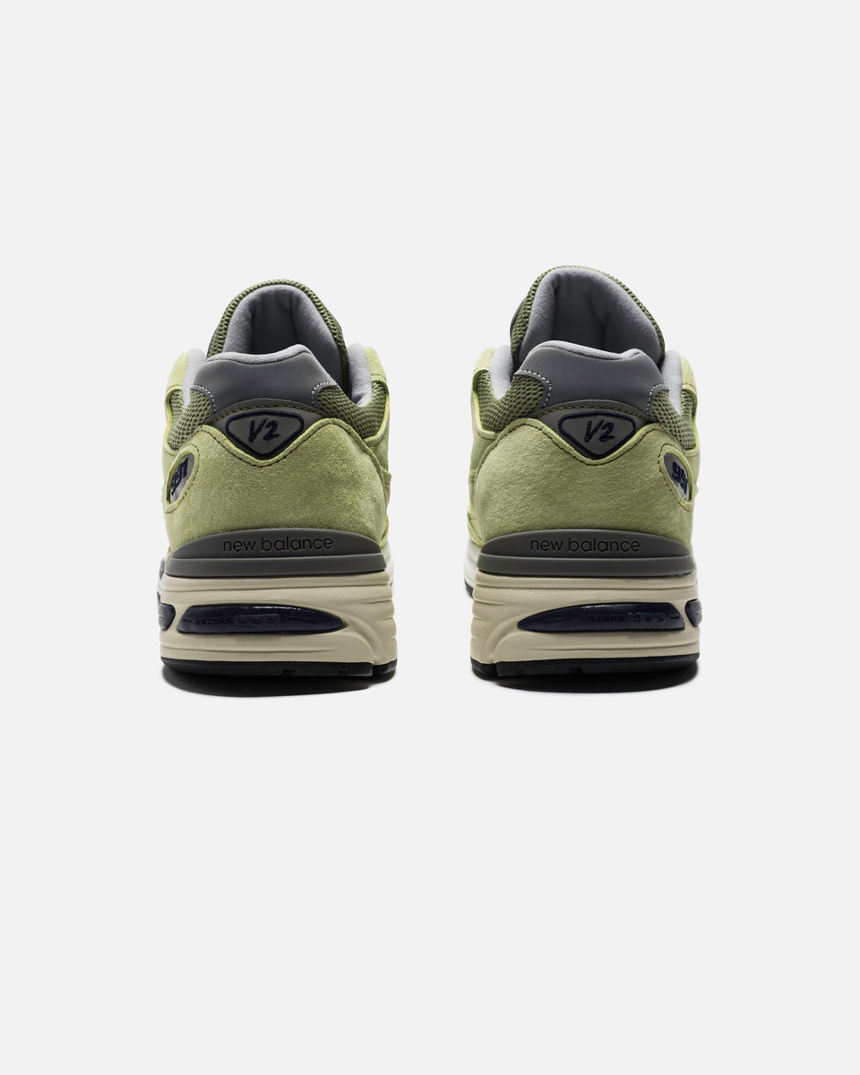 NEW BALANCE 'MADE IN USA' 991v2 - GREEN BANANA/ MOSS – Undefeated