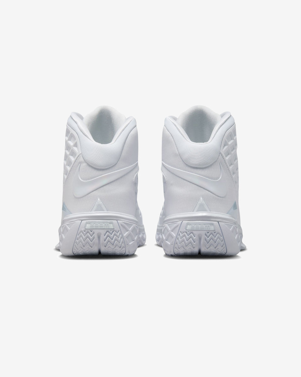 KOBE III PROTRO EP ホワイト 11 NIKE KOBE III PROTRO - WHITE – Undefeated