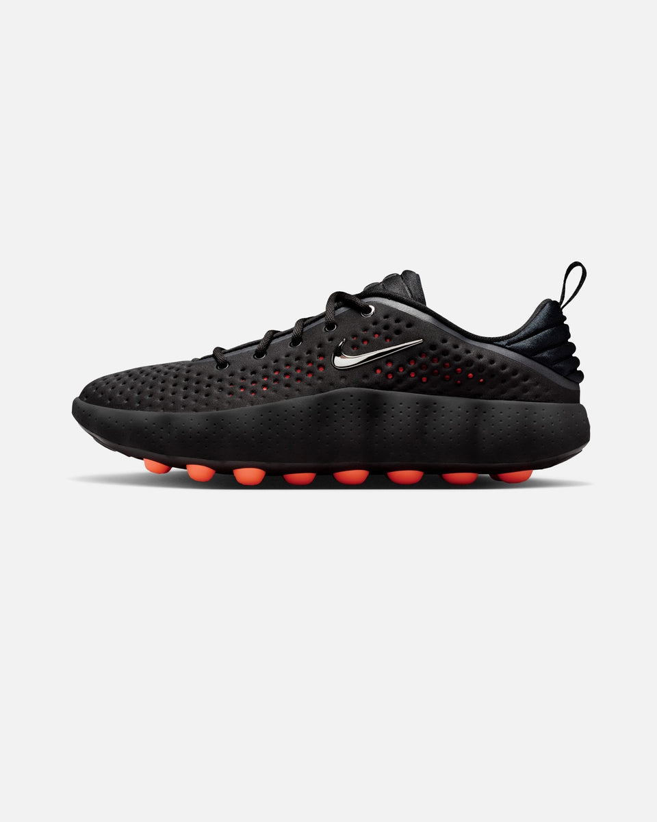 NIKE MIND 002 - BLACK/ CHROME/ HYPER CRIMSON – Undefeated