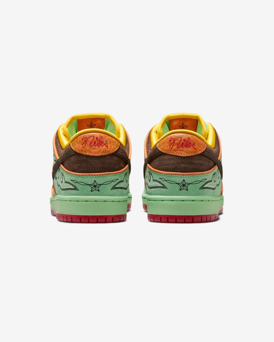 NIKE SB DUNK LOW PRO - TOURMALINE/ BAROQUEBROWN – Undefeated