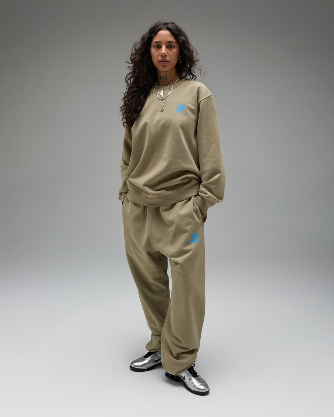 UNDEFEATED ICON SWEATPANT