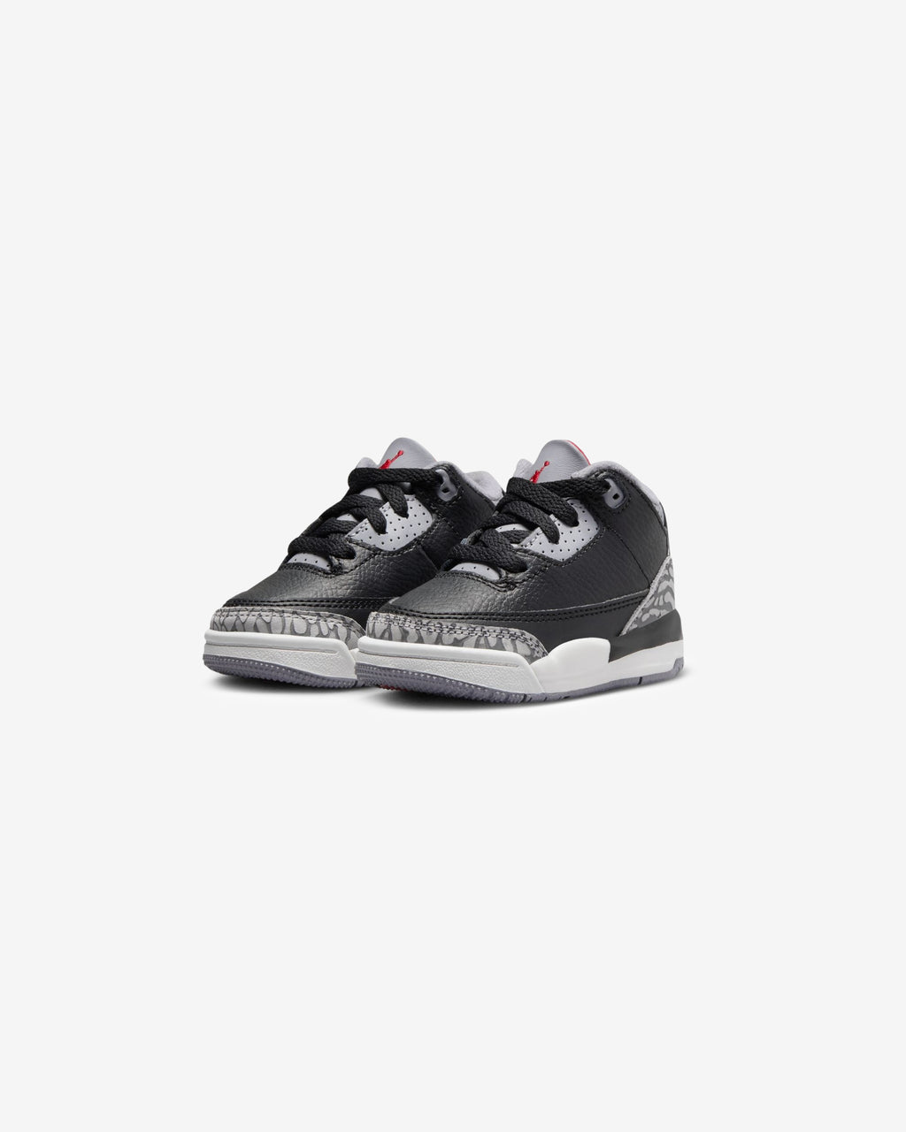 JORDAN TD AJ 3 RETRO - BLACK/ FIRERED/ CEMENTGREY - JORDAN TD AJ 3 RETRO - BLACK/ FIRERED/ CEMENTGREY