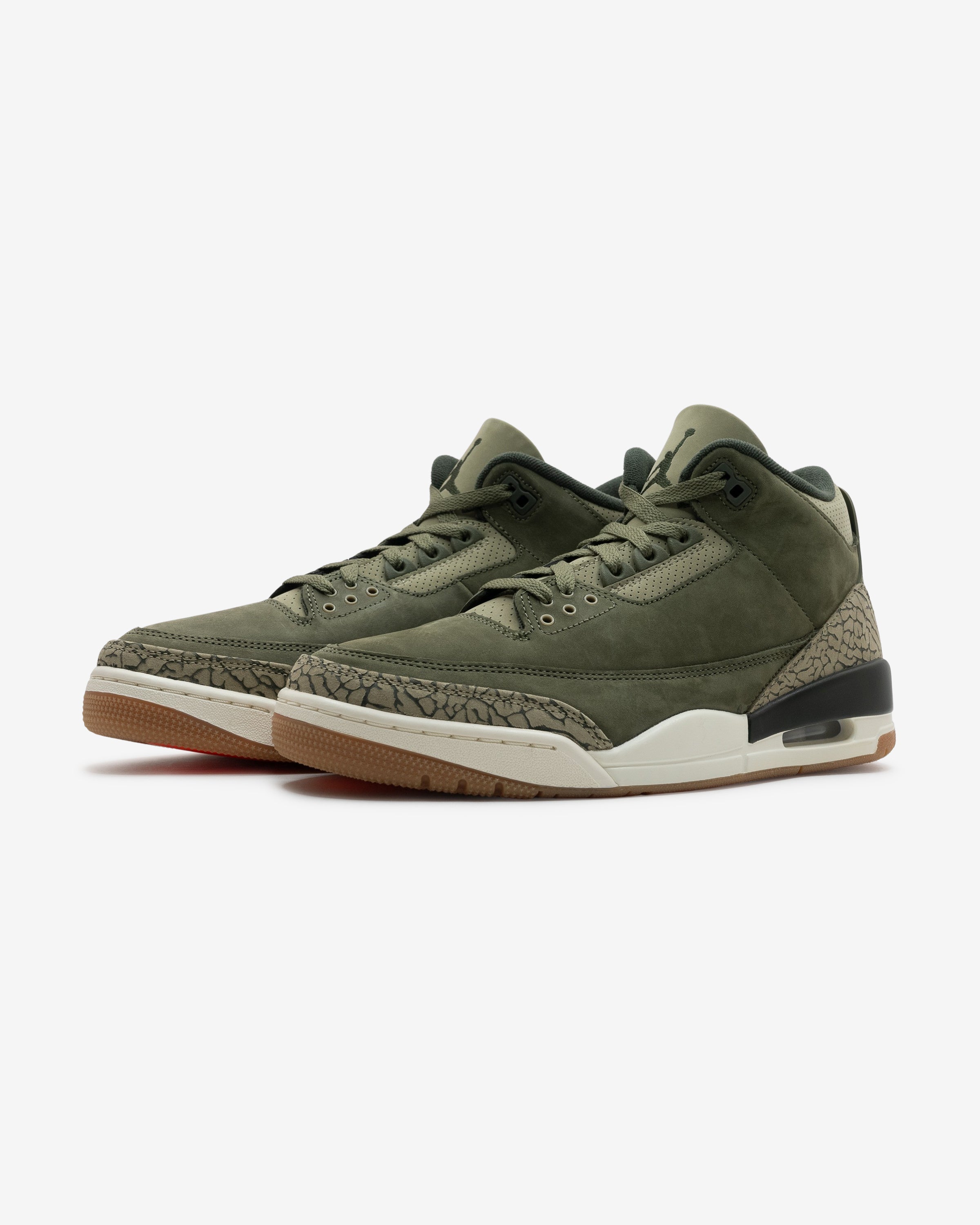 JORDAN AJ 3 RETRO - MEDIUMOLIVE/ SEQUOIA