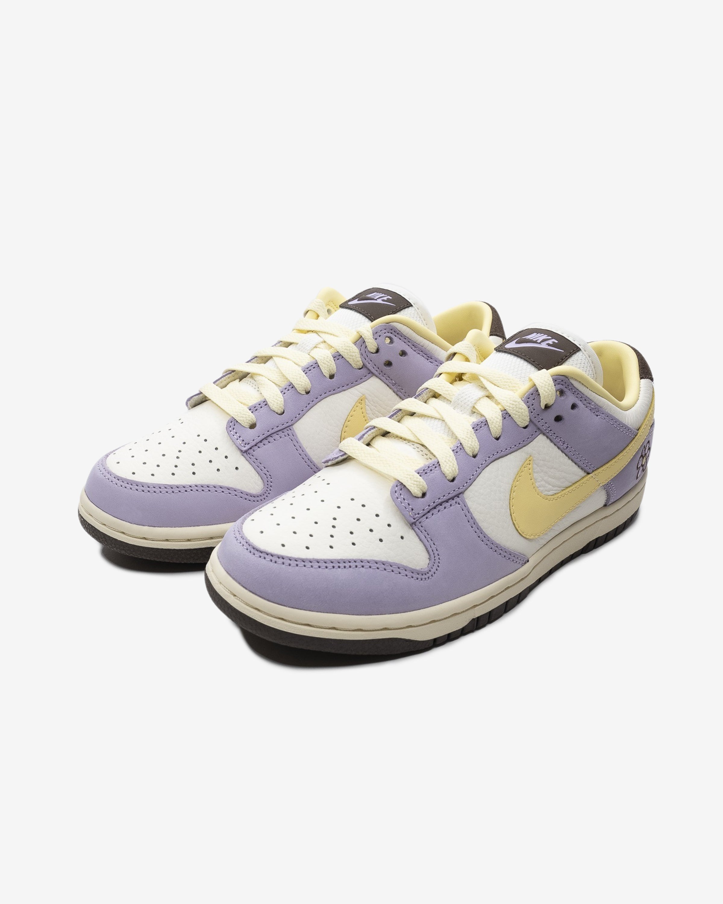 NIKE WOMEN'S DUNK LOW PREMIUM - LILACBLOOM/ SOFTYELLOW