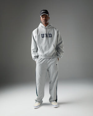 UNDEFEATED BLOCK LOGO PULLOVER HOOD – Undefeated