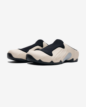 NIKE CLOGPOSITE - SANDDRIFT/ BLACK