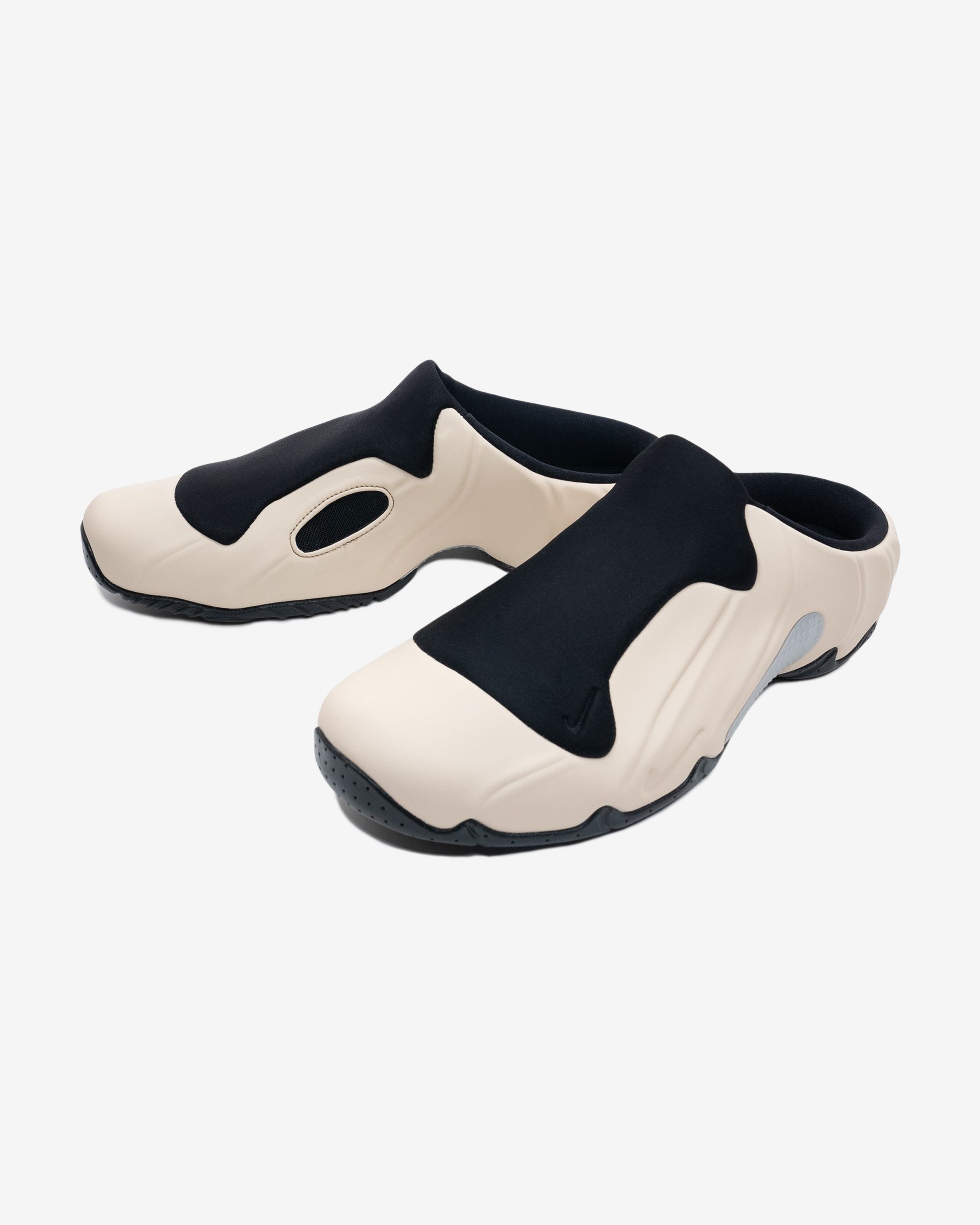 NIKE CLOGPOSITE - SANDDRIFT/ BLACK