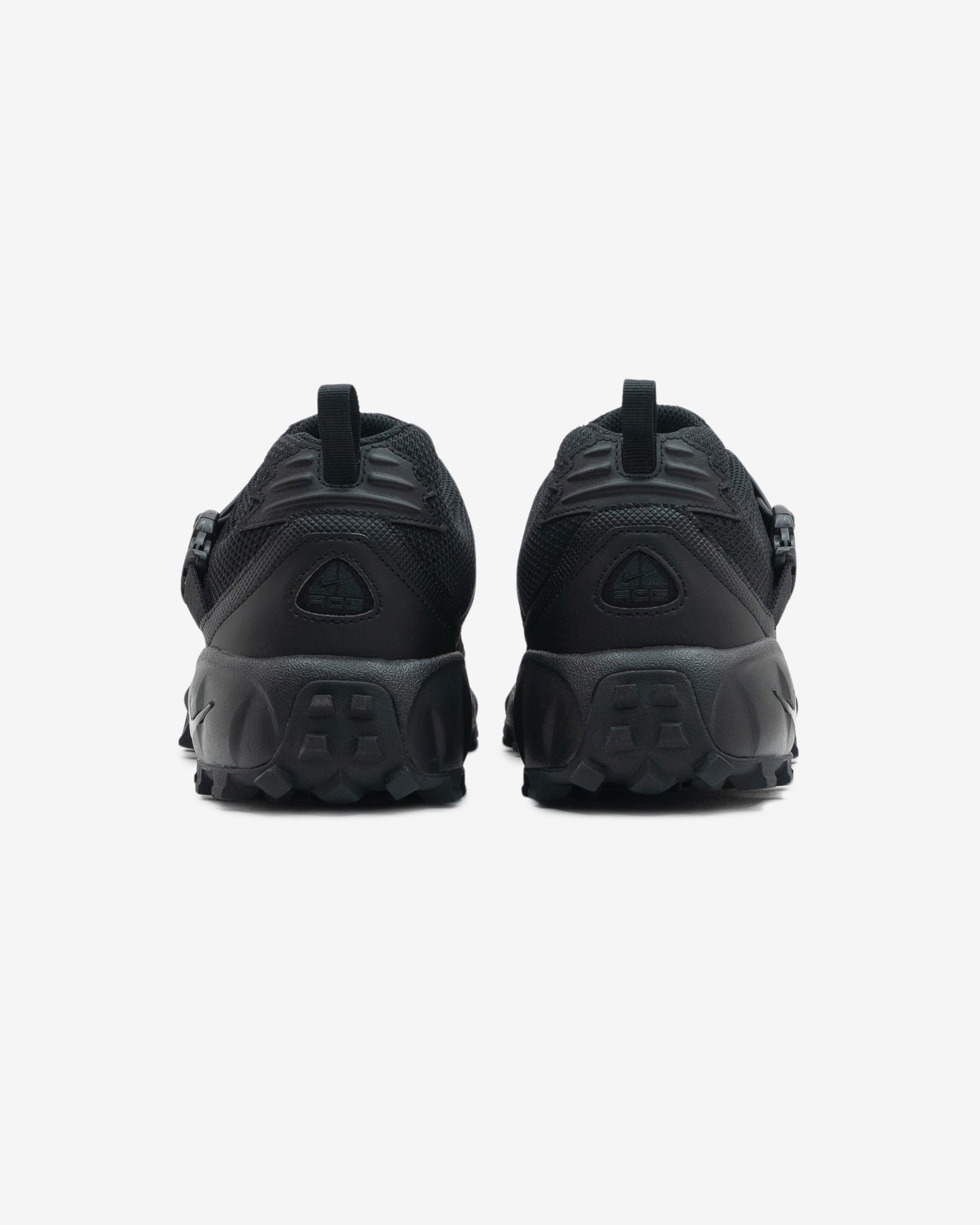 NIKE ACG PHASSAD - BLACK