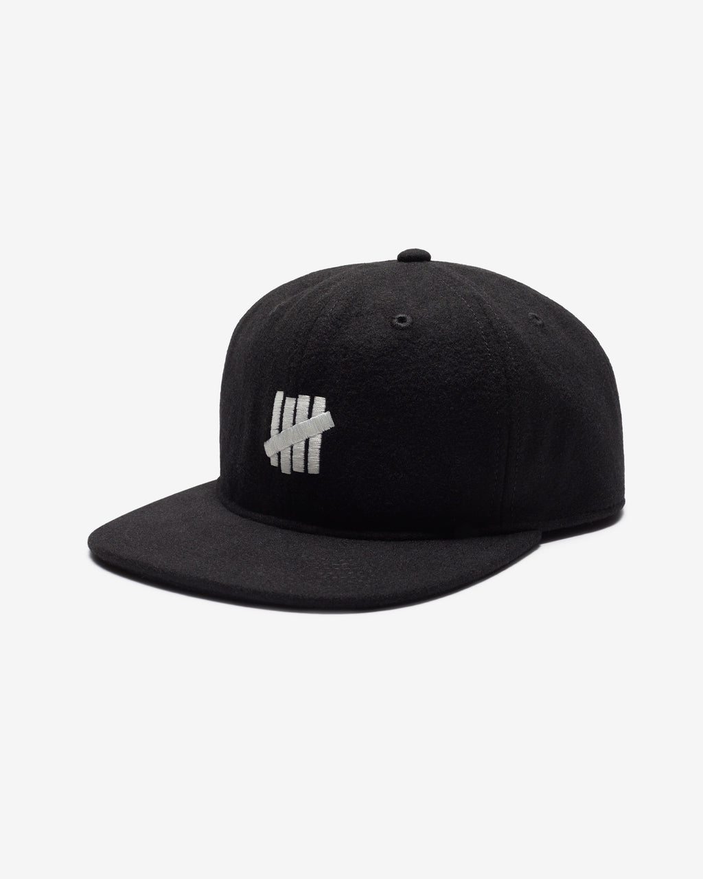 UNDEFEATED ICON STRAPBACK - BLACK