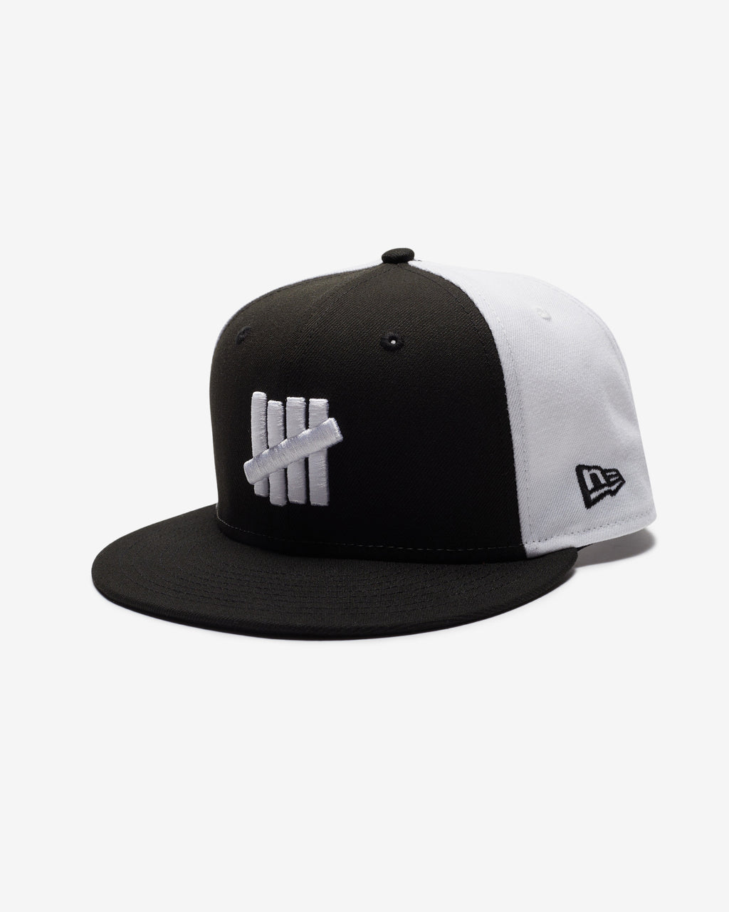 UNDEFEATED X NE 2-TONE ICON SNAPBACK - BLACK/WHITE