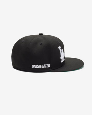 帽子 UNDEFEATED x NE x DODGERS UNDEFEATED X NE X DODGERS STACKED LOGO FITTED – Undefeated
