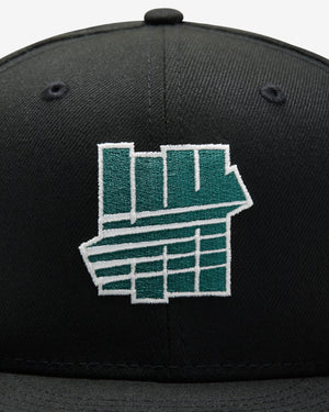 UNDEFEATED X NE ICON CREST FITTED – Undefeated