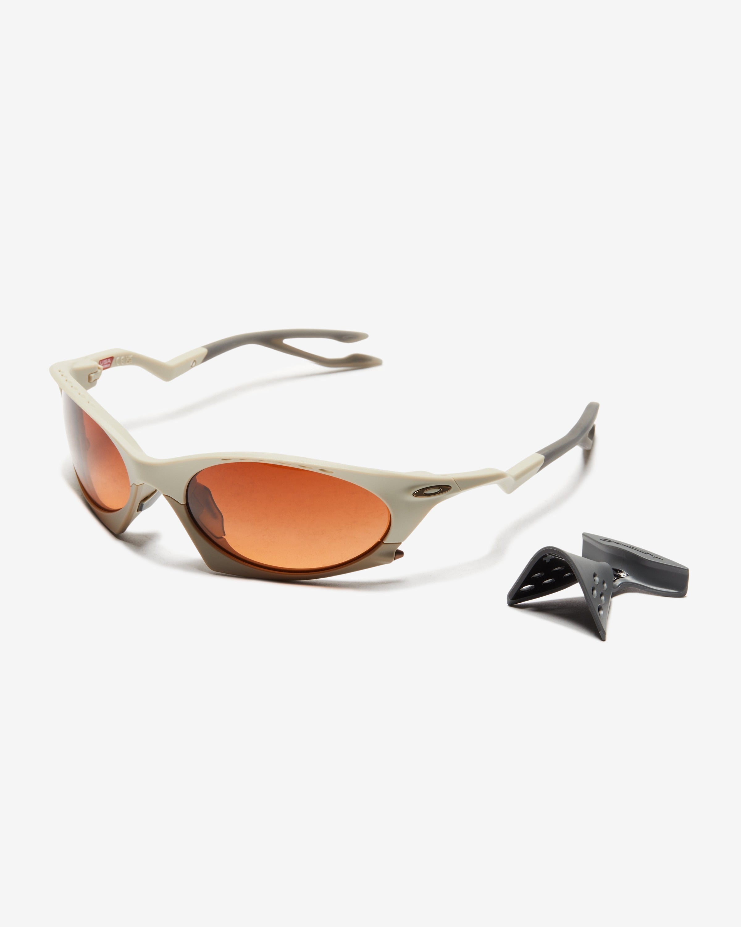 OAKLEY PLANTARIS - MTTSAND/ PRIZMBROWNGRAD