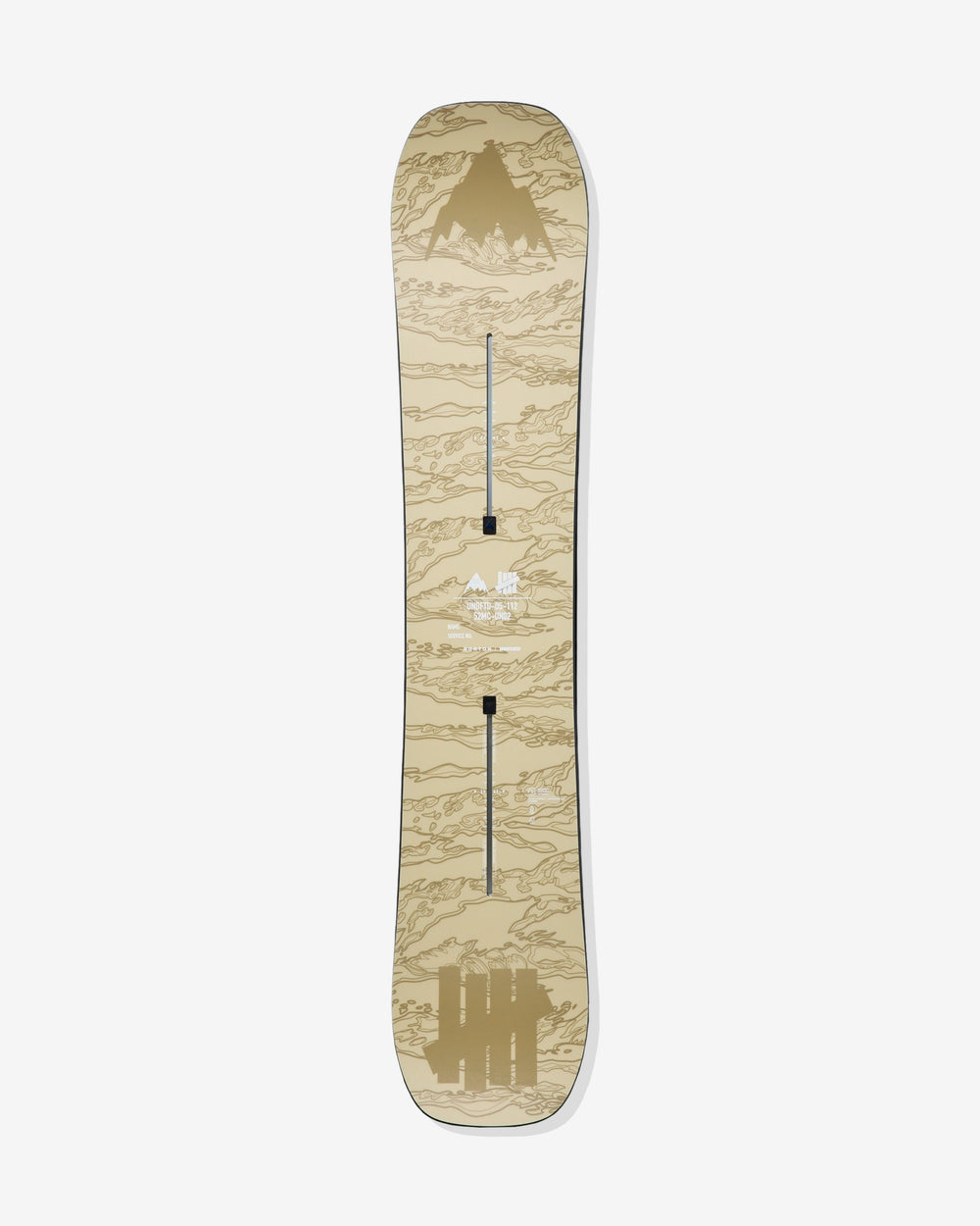 ひ*ろ様 【値下】BURTON （バートン）×UNDEFEATED × Alph ストリートとマウンテンのスタイルを融合させたスノーボードギア