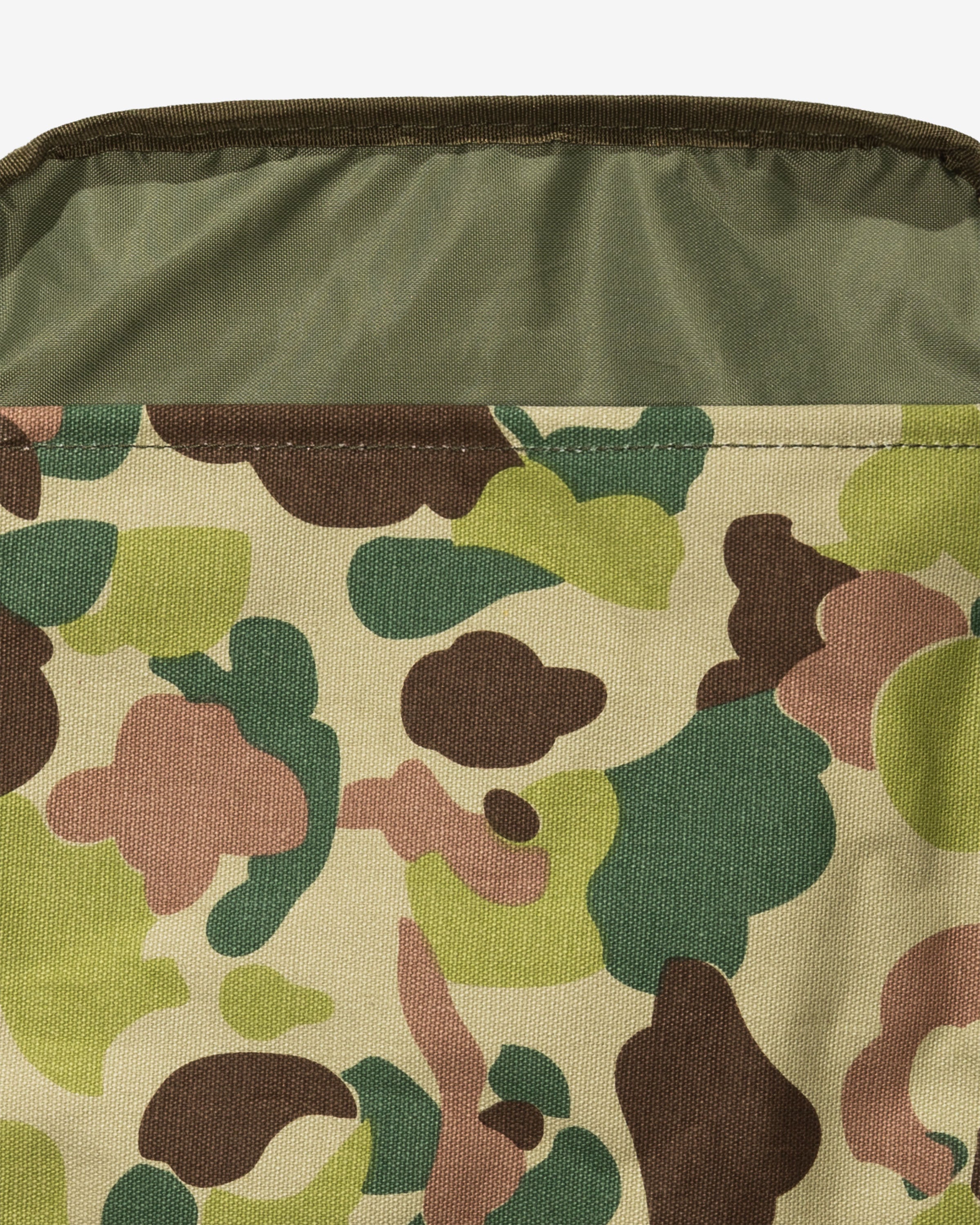 UNDEFEATED DUCK CAMO SHOULDER BAG - DUCK CAMO