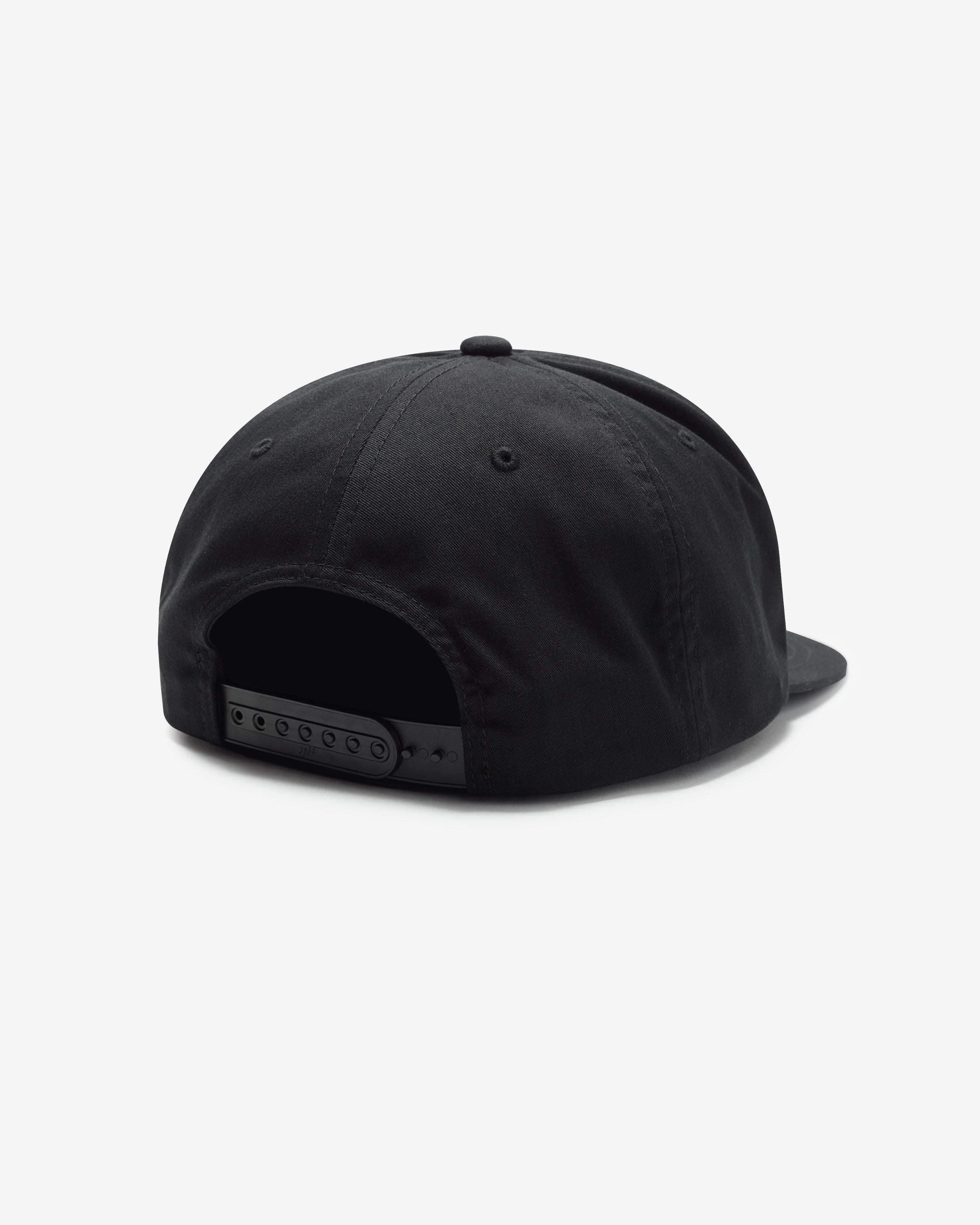 UNDEFEATED ICON STENCIL SNAPBACK - BLACK