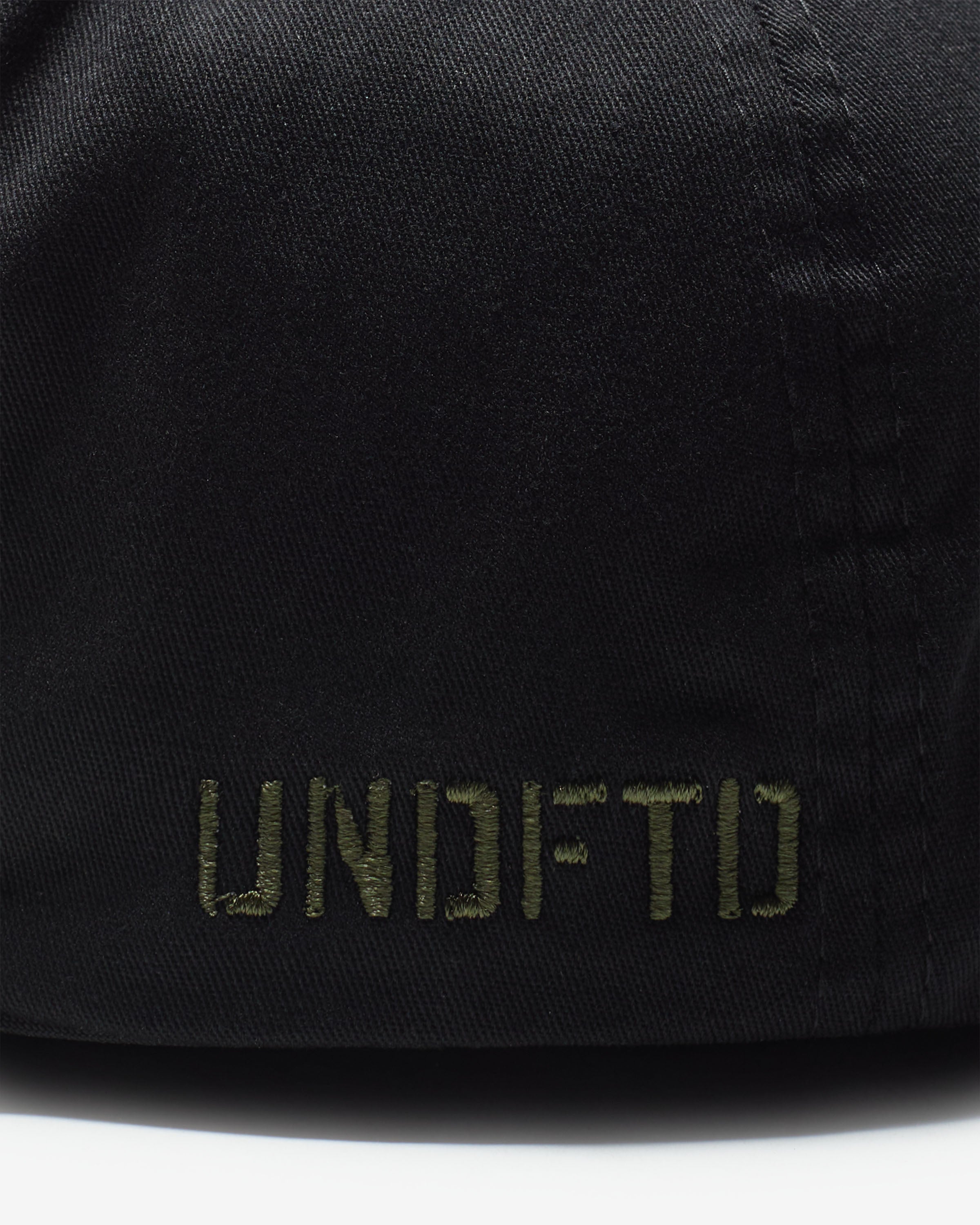 UNDEFEATED ICON STENCIL SNAPBACK - BLACK