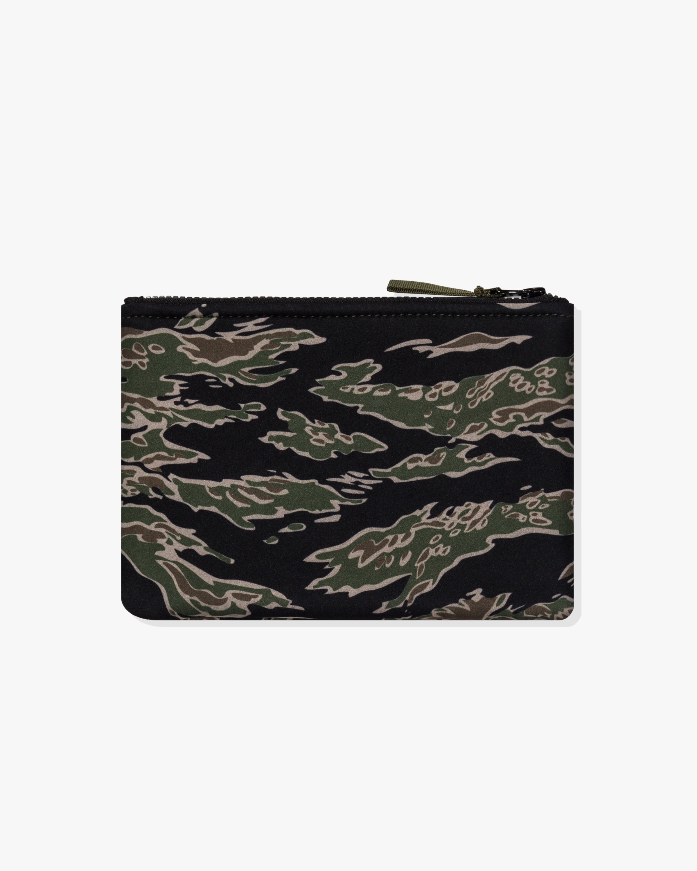 UNDEFEATED NEOPRENE POUCH- TIGER CAMO