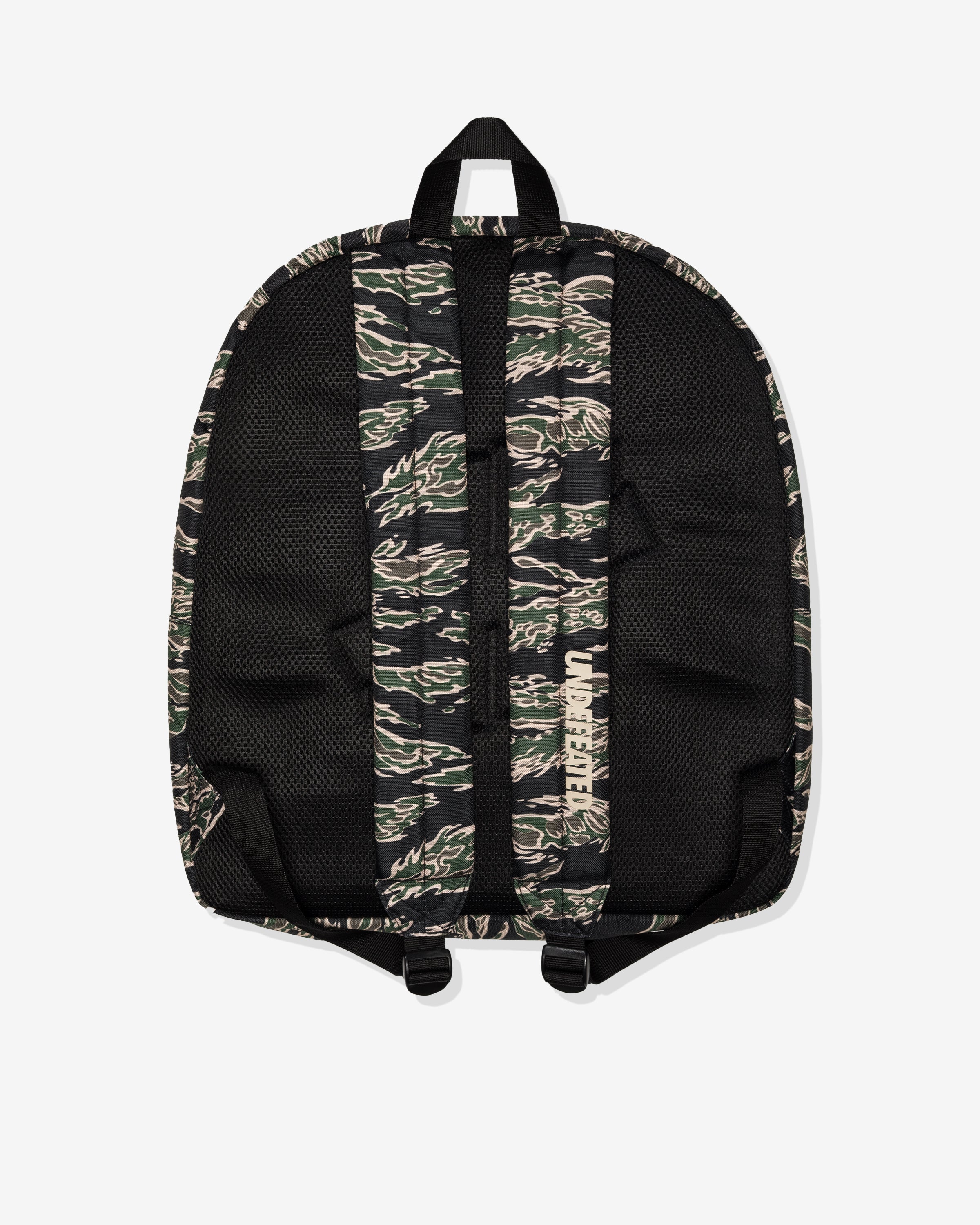 UNDEFEATED OVERSIZED BACKPACK – Undefeated