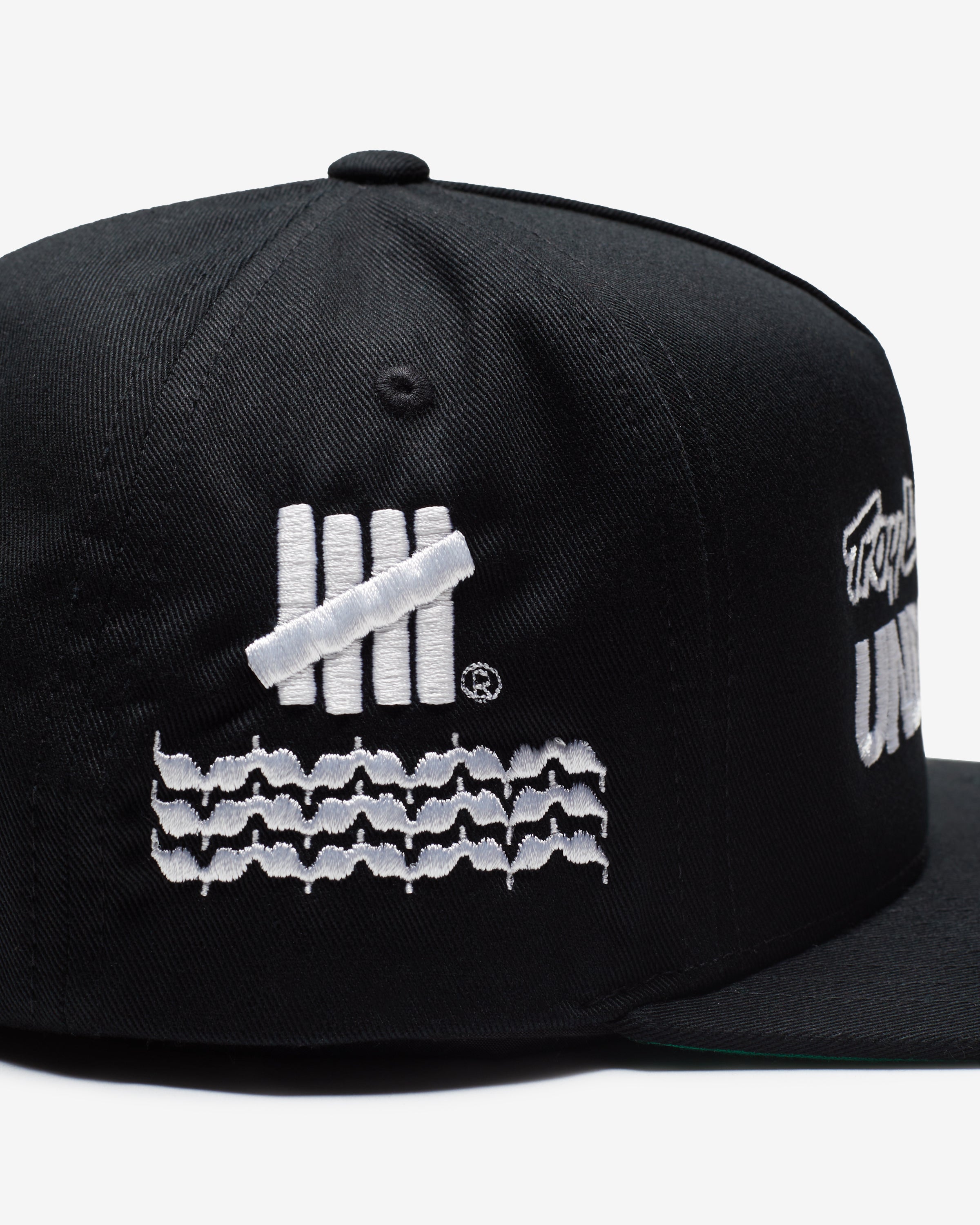 UNDEFEATED X TROY LEE DESIGNS SNAPBACK - BLACK