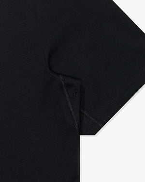 UACTP X NIKE NRG PRIMARY SS TOP - BLACK – Undefeated