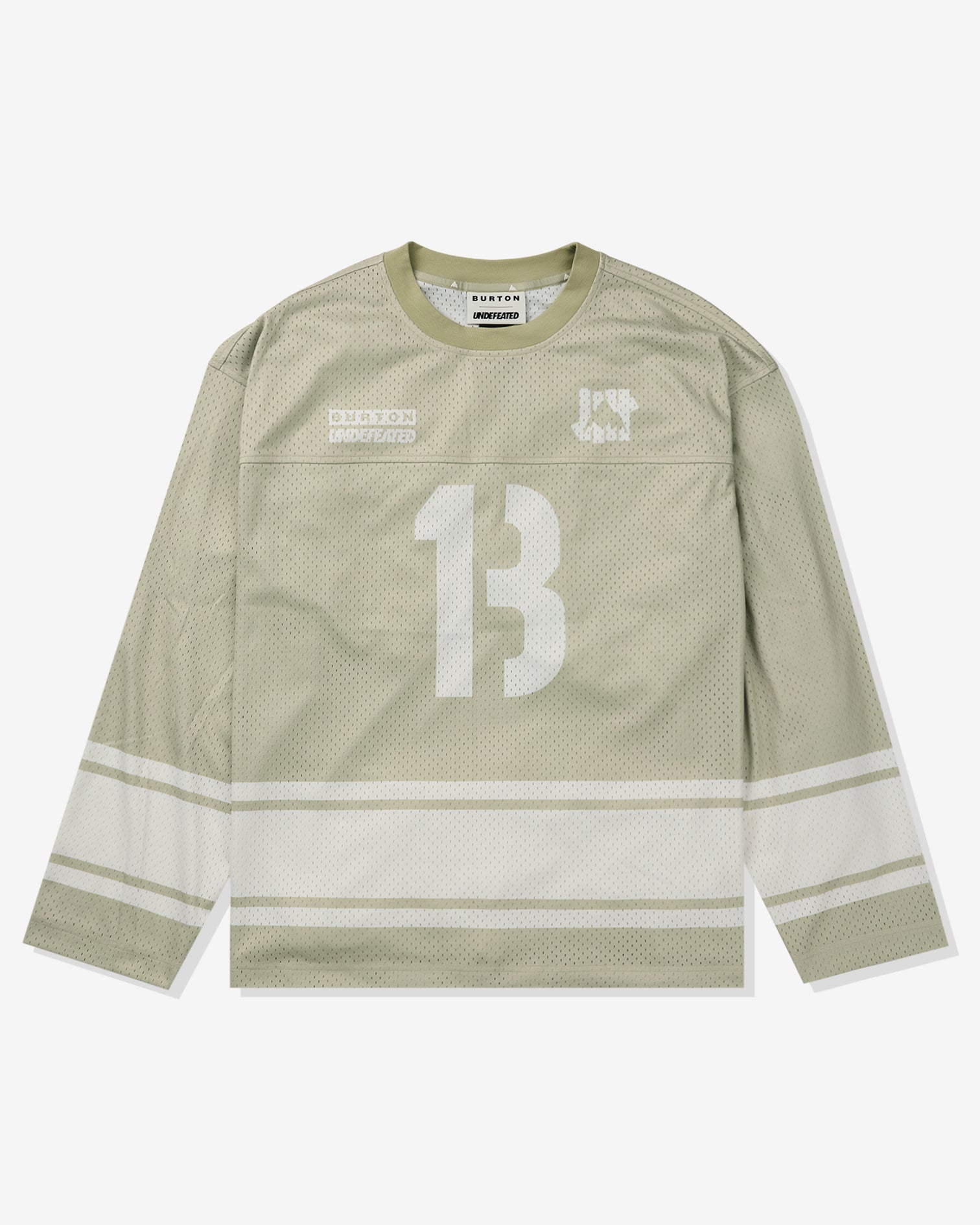 UNDEFEATED X BURTON – Undefeated