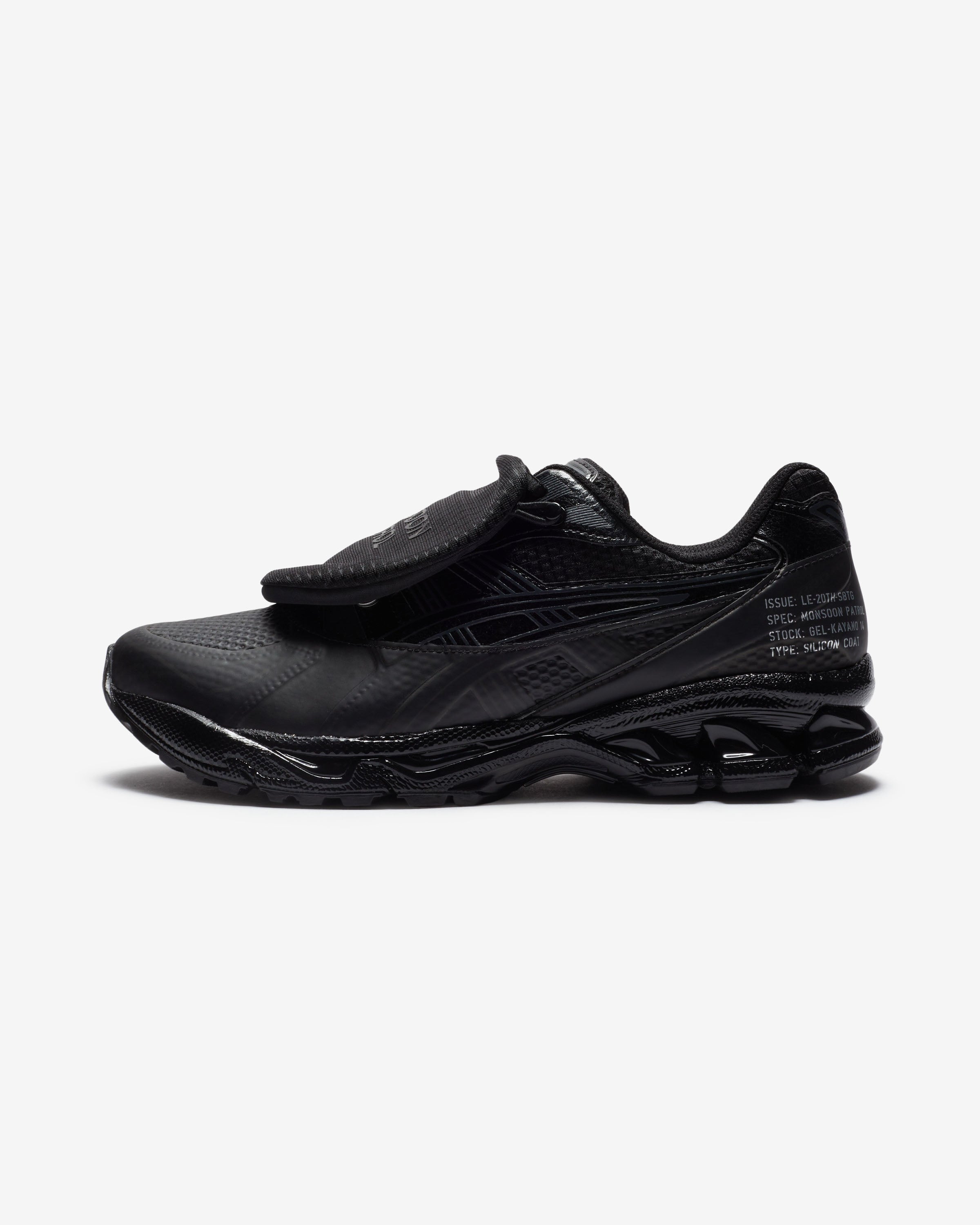 ASICS X SBTG GEL KAYANO 14 BLACK Undefeated