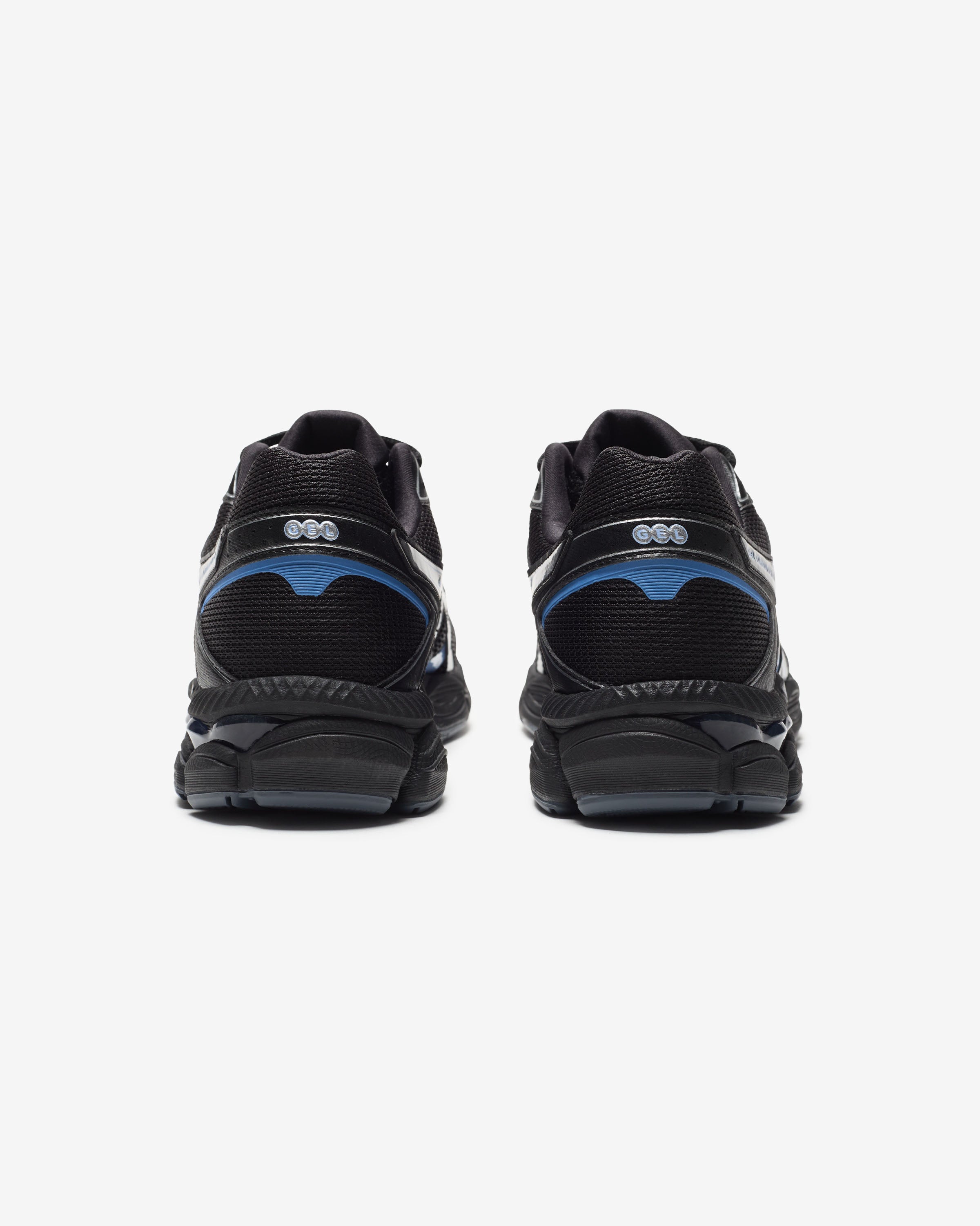 ASICS GEL-CUMULUS 16 - BLACK/ PURE SILVER – Undefeated