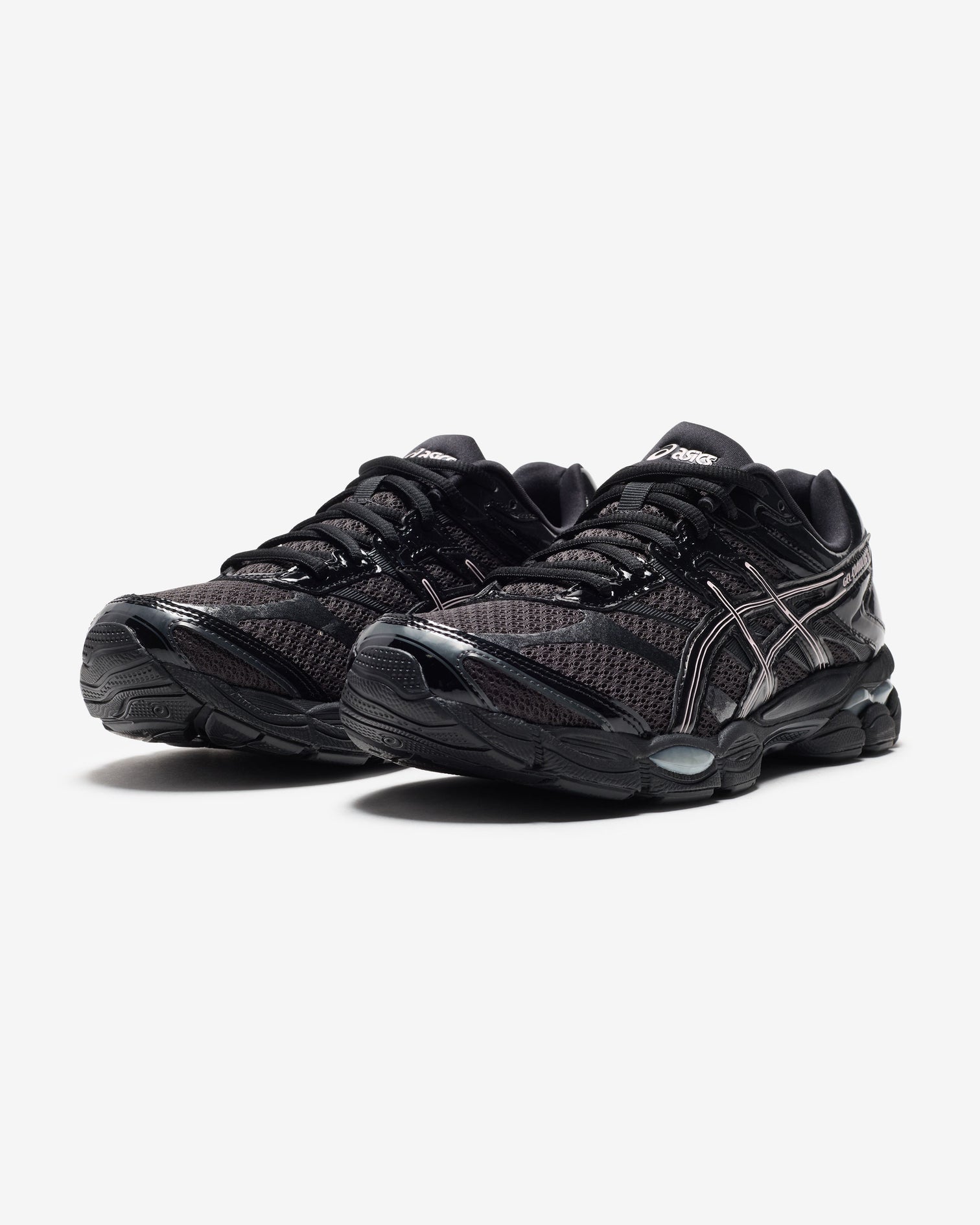Asics – Undefeated