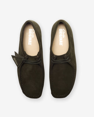 CLARKS WALLABEE - FORRESTGREENSUEDE