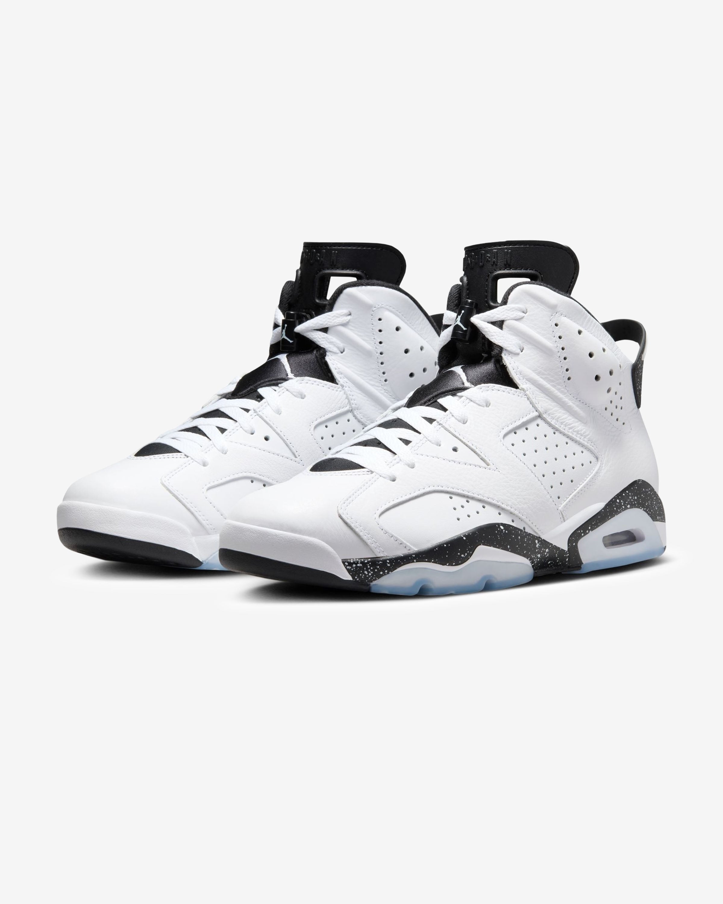 JORDAN AJ 6 RETRO - WHITE/ BLACK