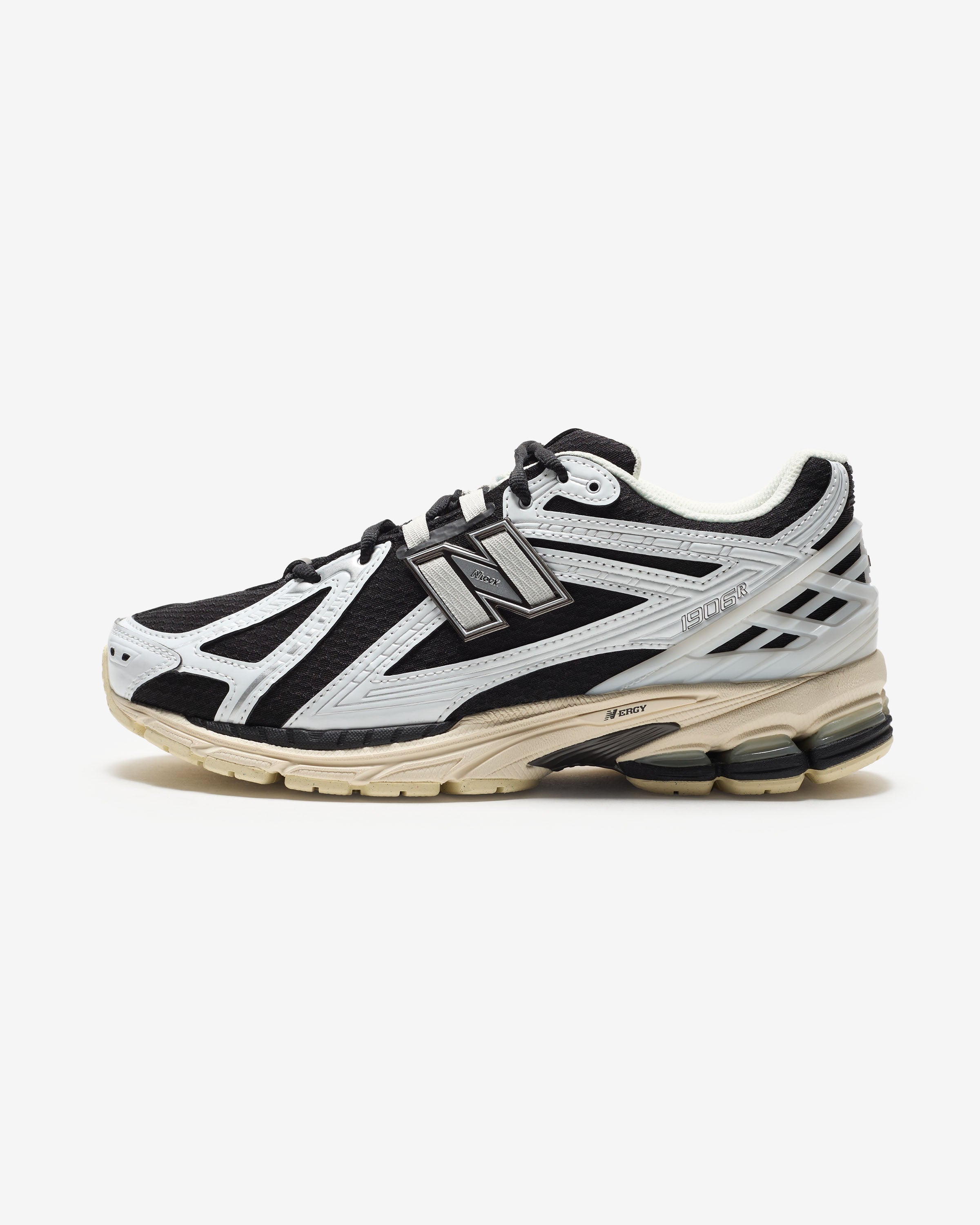 NEW BALANCE 1906R - WHITE/ BLACK