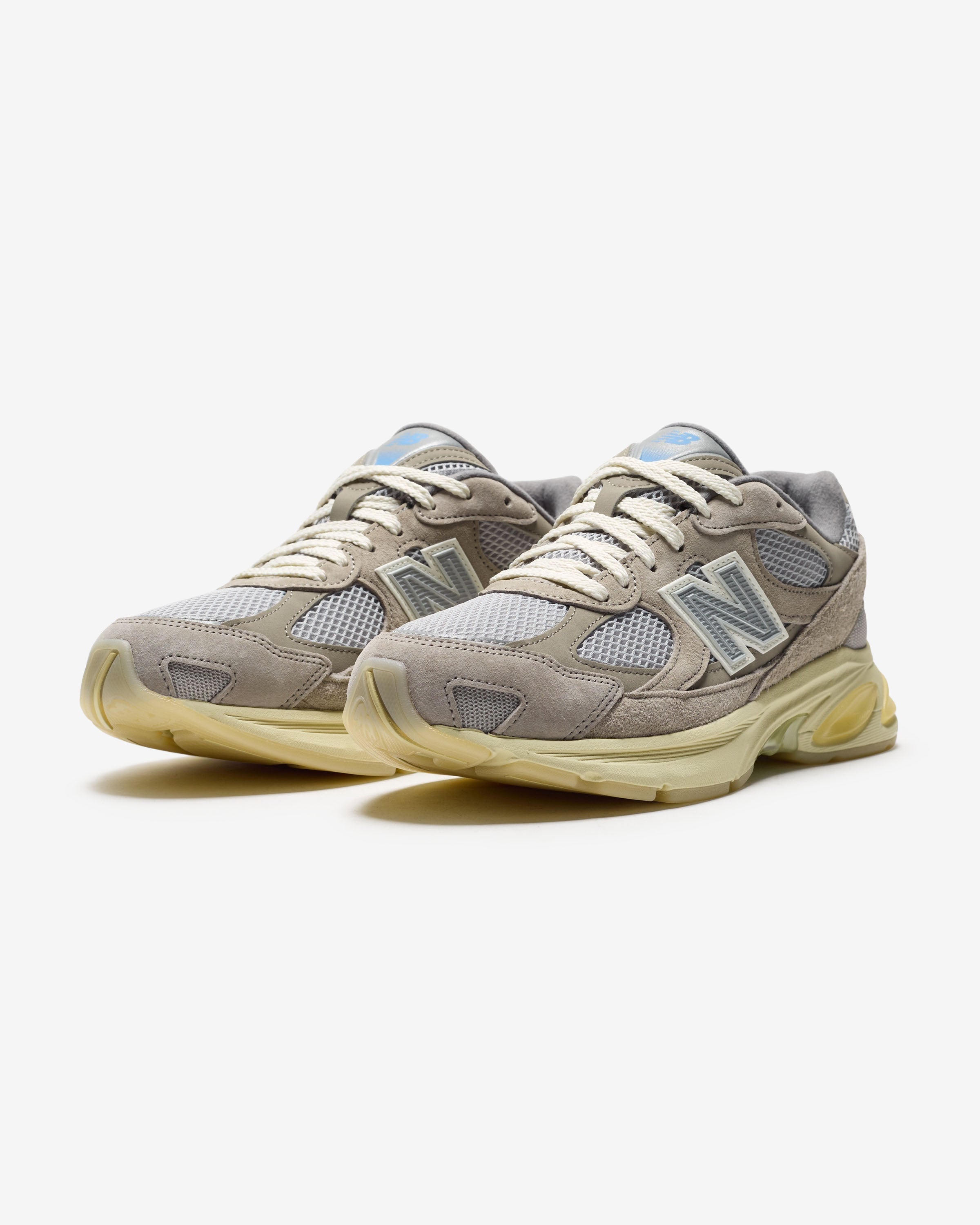 ハダシ　New Balance U2010GD us9 27cm NEW BALANCE 2010 - ARIDSTONE – Undefeated