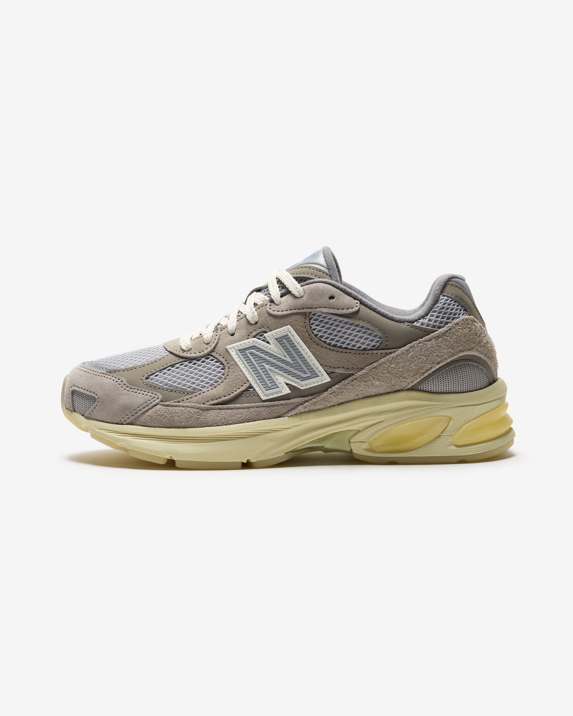NEW BALANCE 2010 - ARIDSTONE