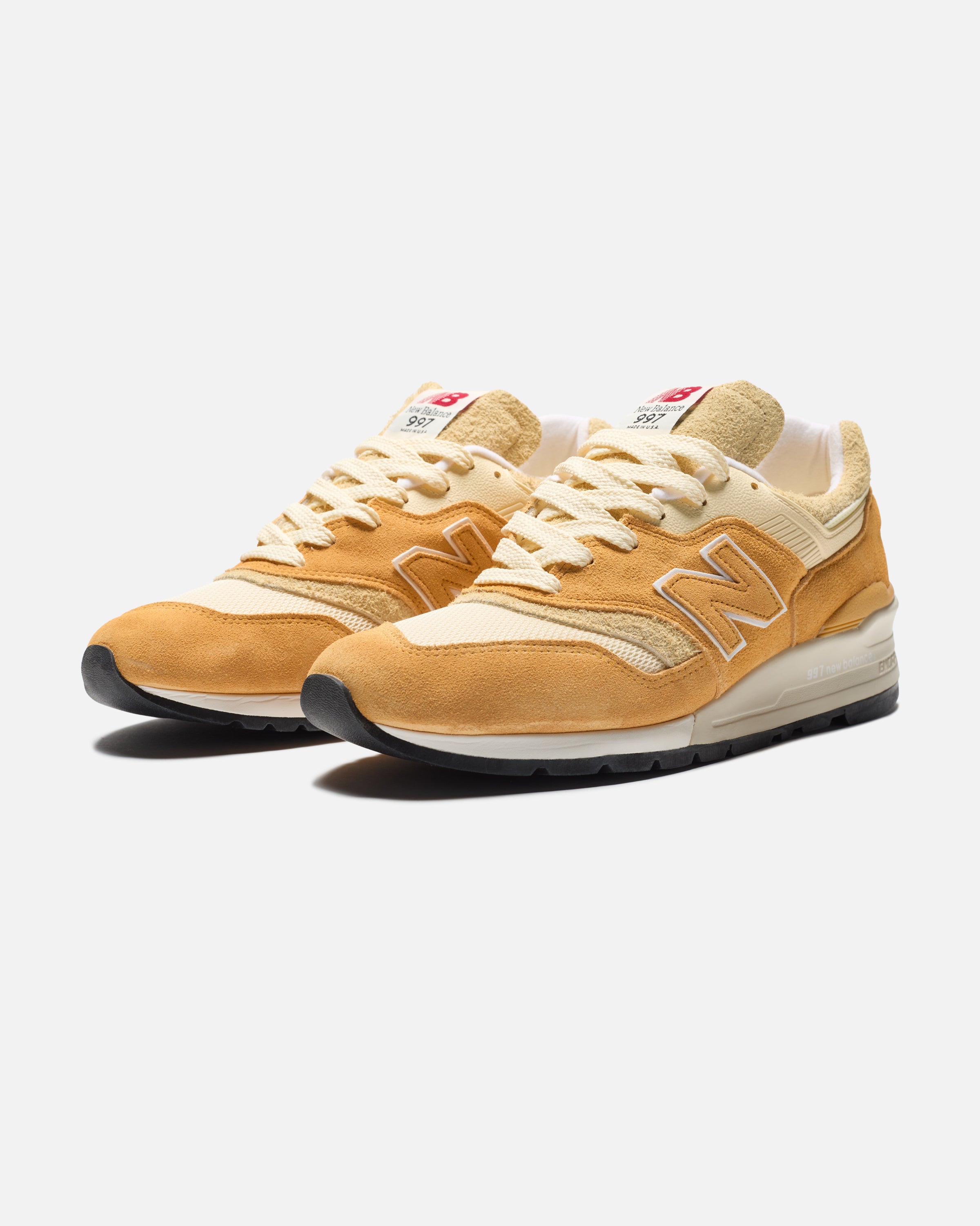 NEW BALANCE 997 'MADE IN USA' - DRIEDAPRICOT
