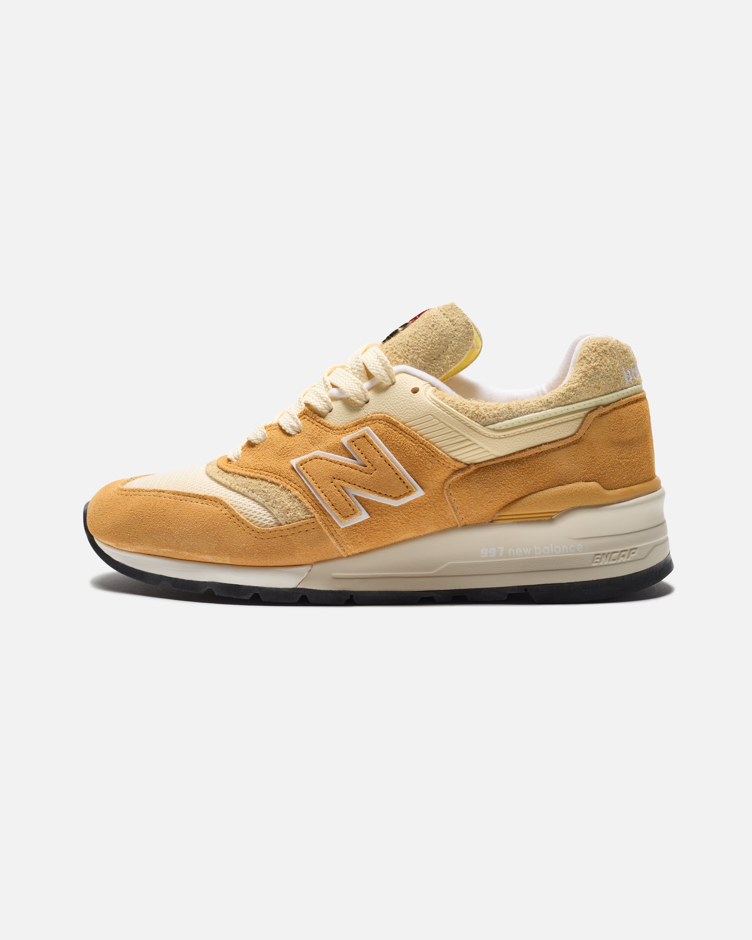 NEW BALANCE 997 'MADE IN USA' - DRIEDAPRICOT