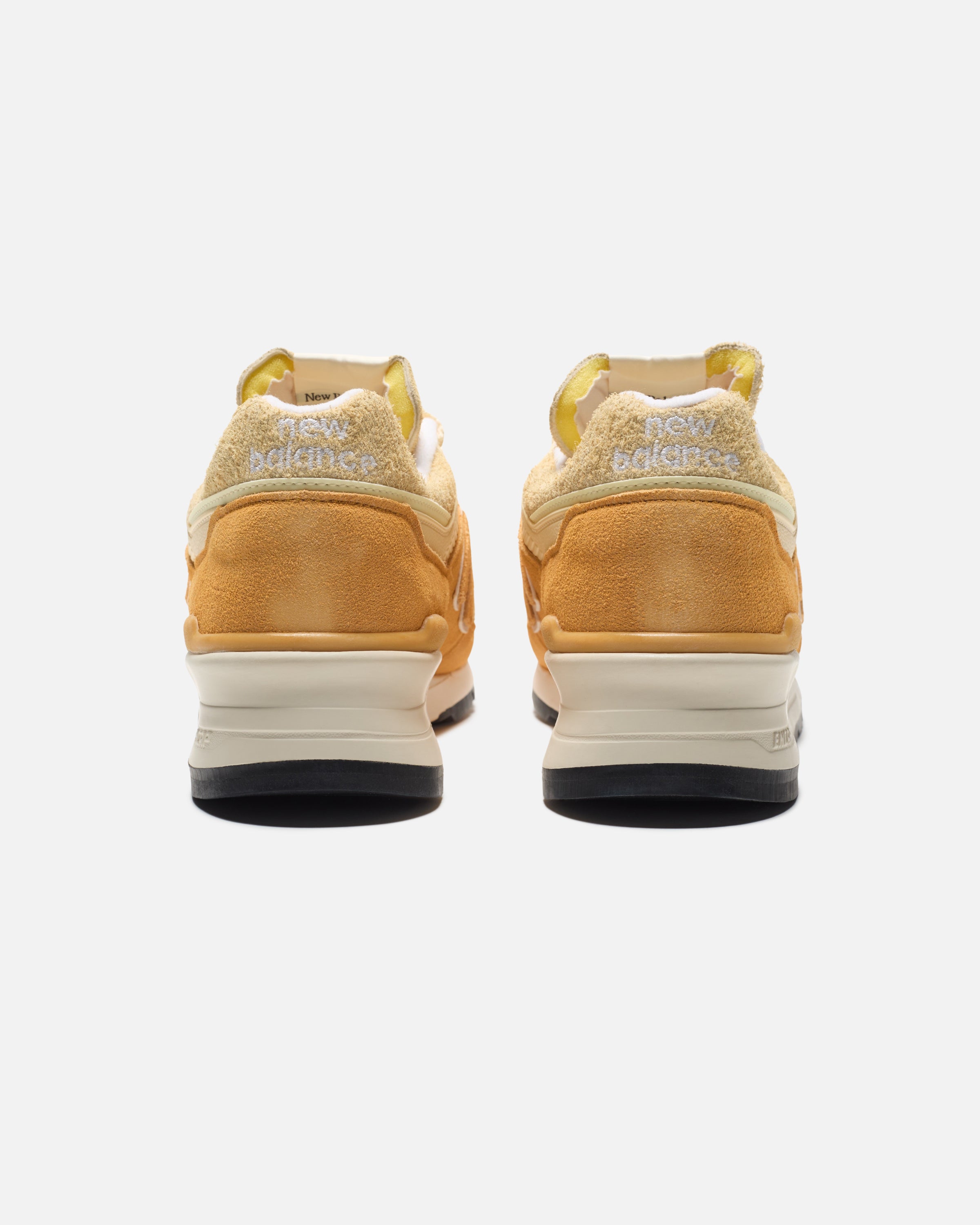 NEW BALANCE 997 'MADE IN USA' - DRIEDAPRICOT