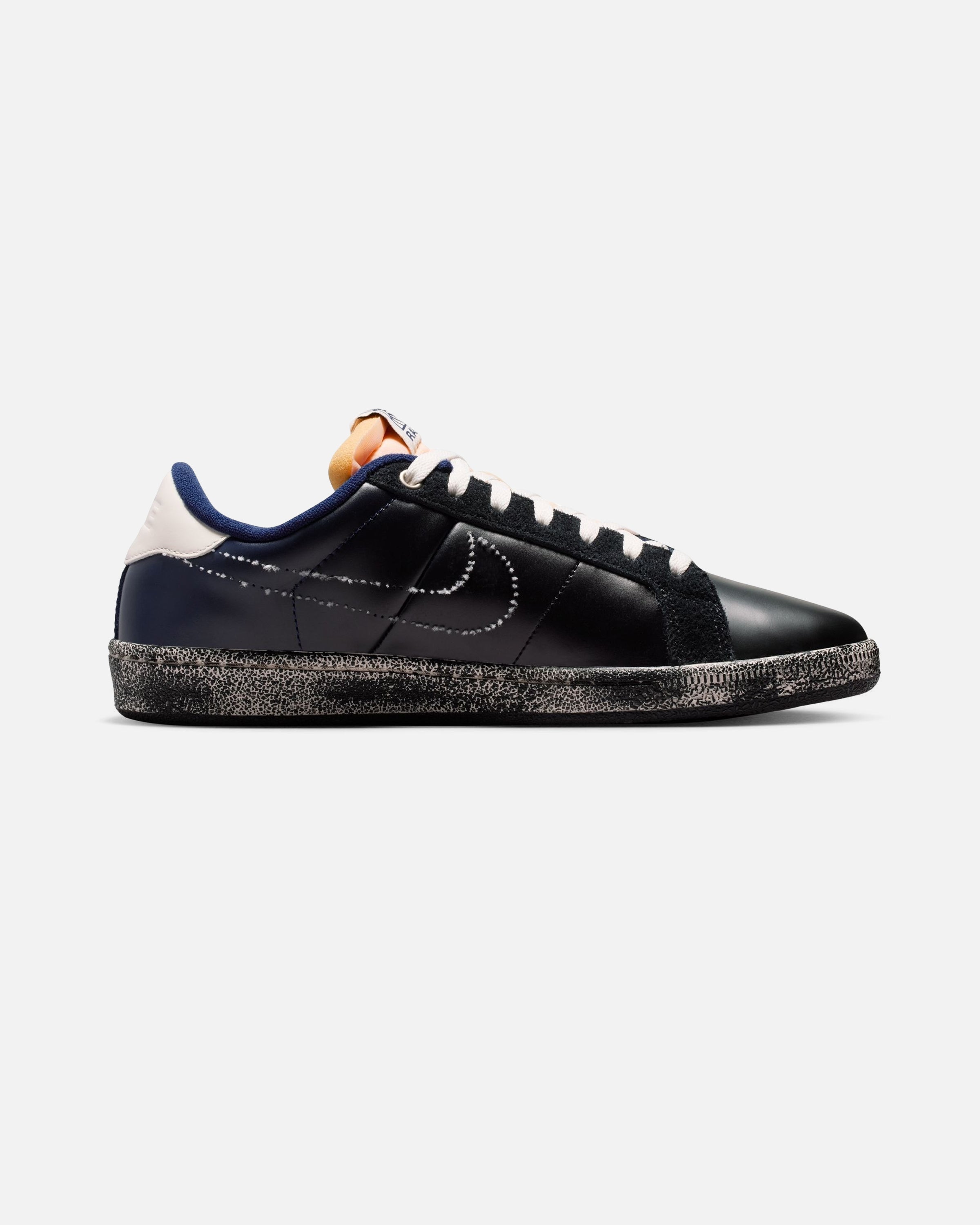 NIKE SB X RASSVET ZOOM TENNIS CLASSIC - BLACK – Undefeated
