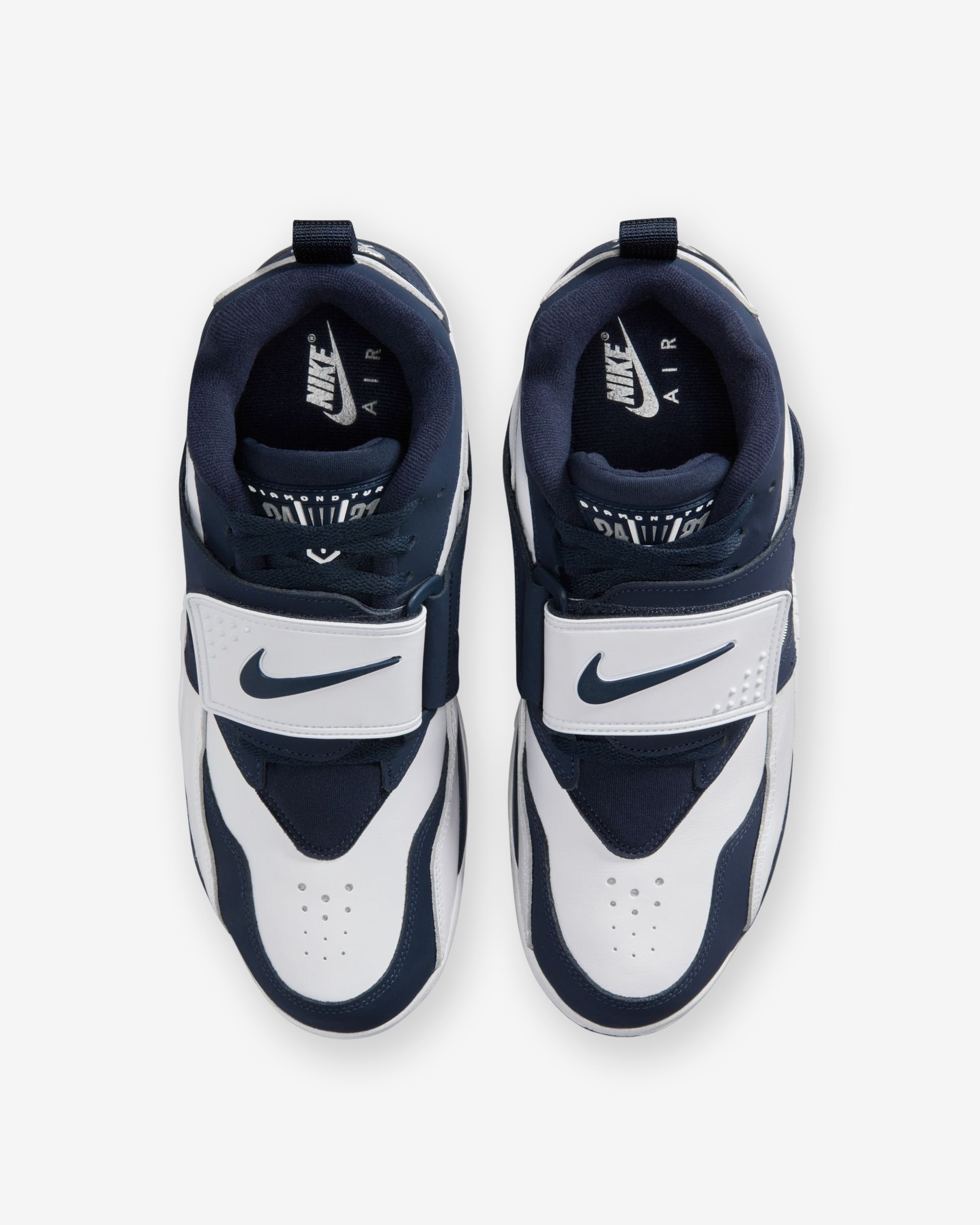 NIKE AIR DIAMOND TURF - WHITE/ COLLEGENAVY