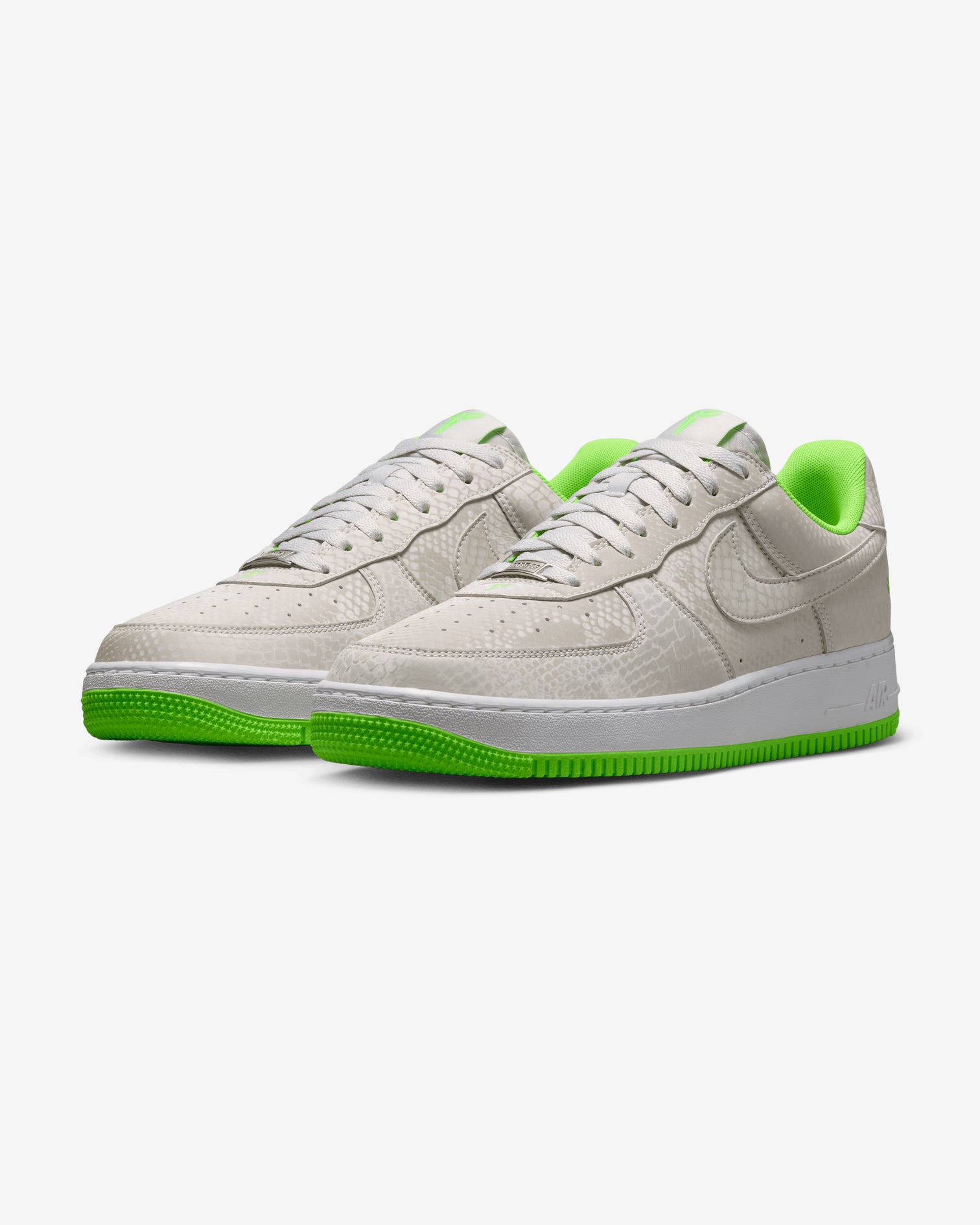 Nike – Undefeated