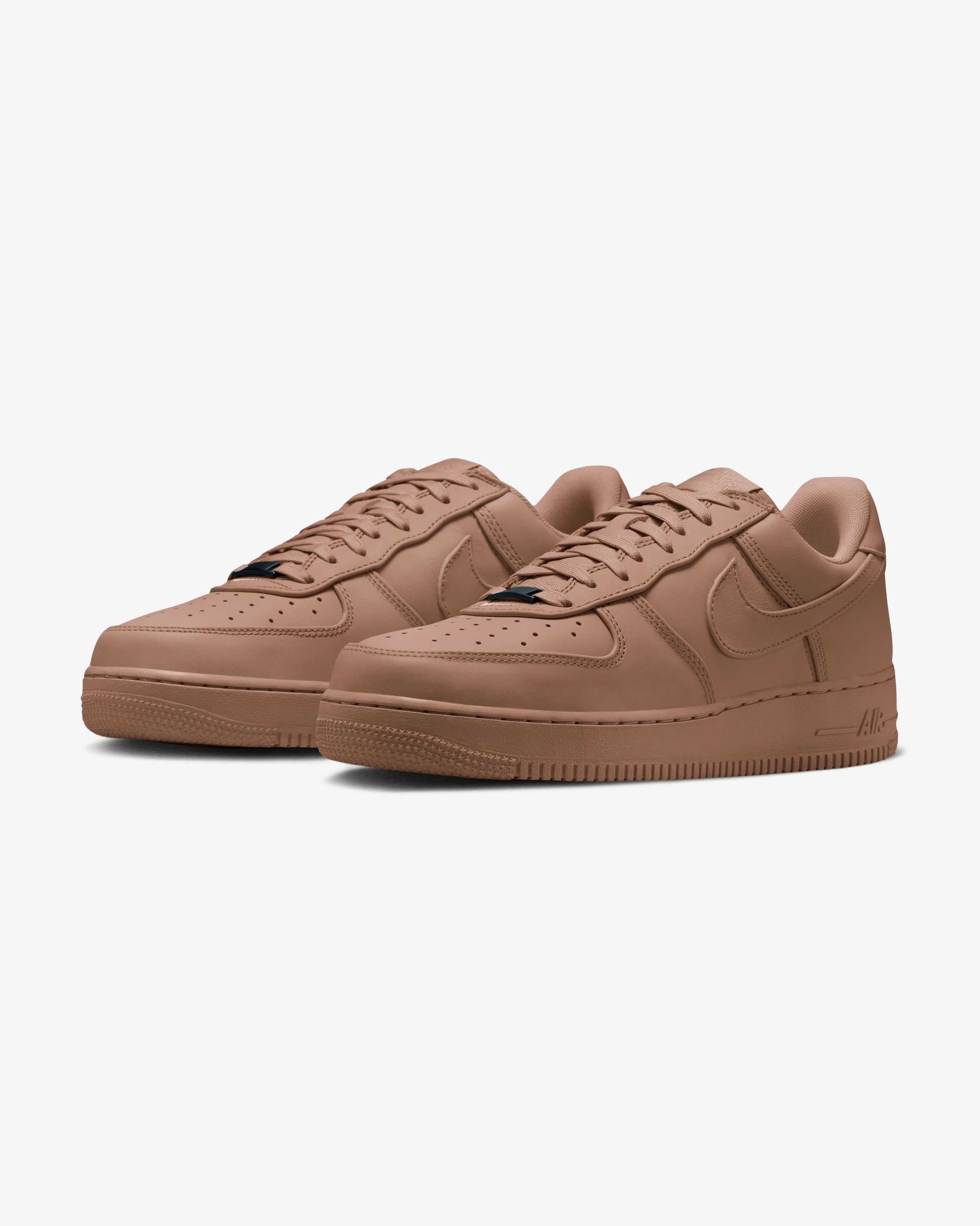 NIKE AIR FORCE 1 LOW RETRO PREMIUM - VACHETTATAN