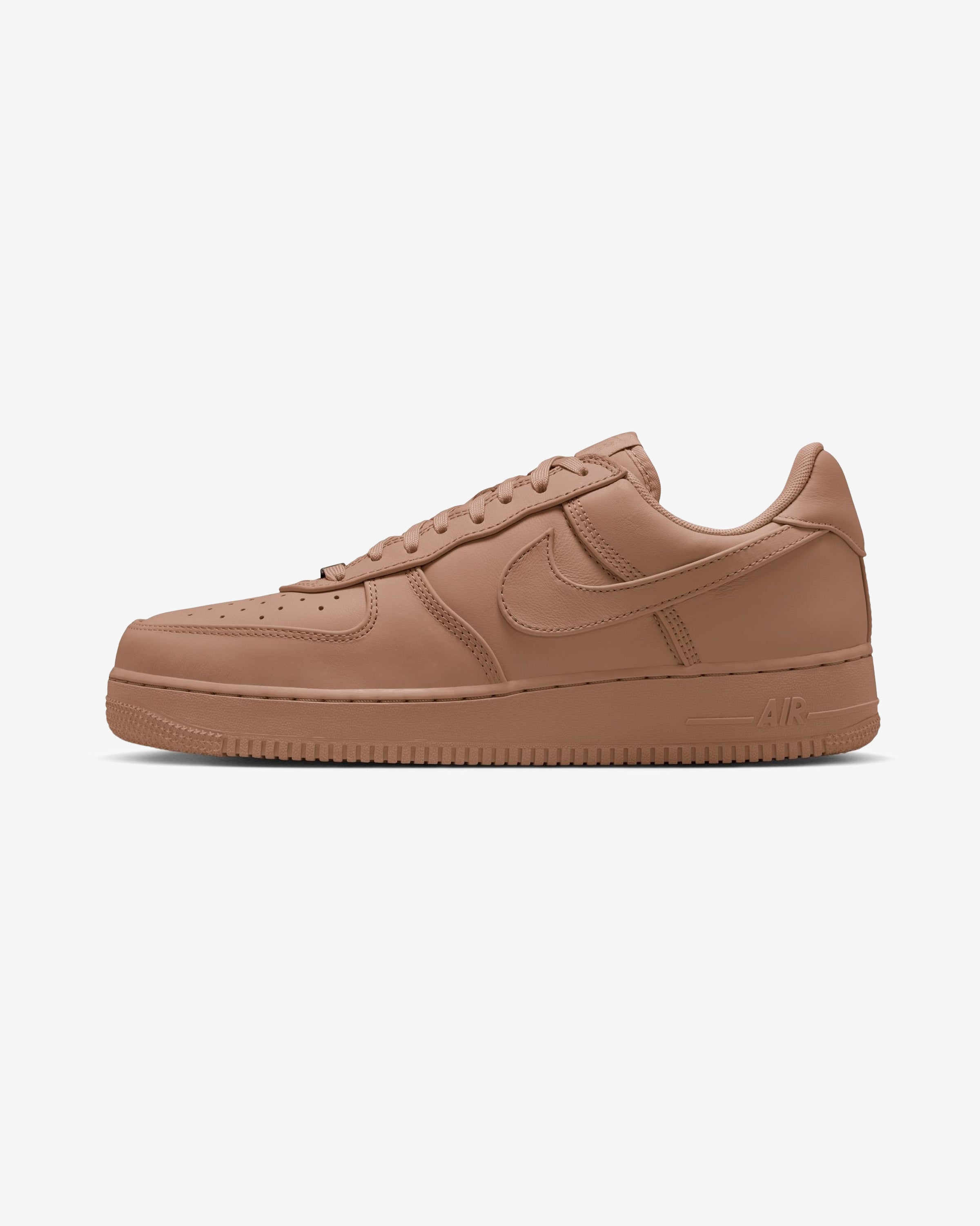 NIKE AIR FORCE 1 LOW RETRO PREMIUM - VACHETTATAN