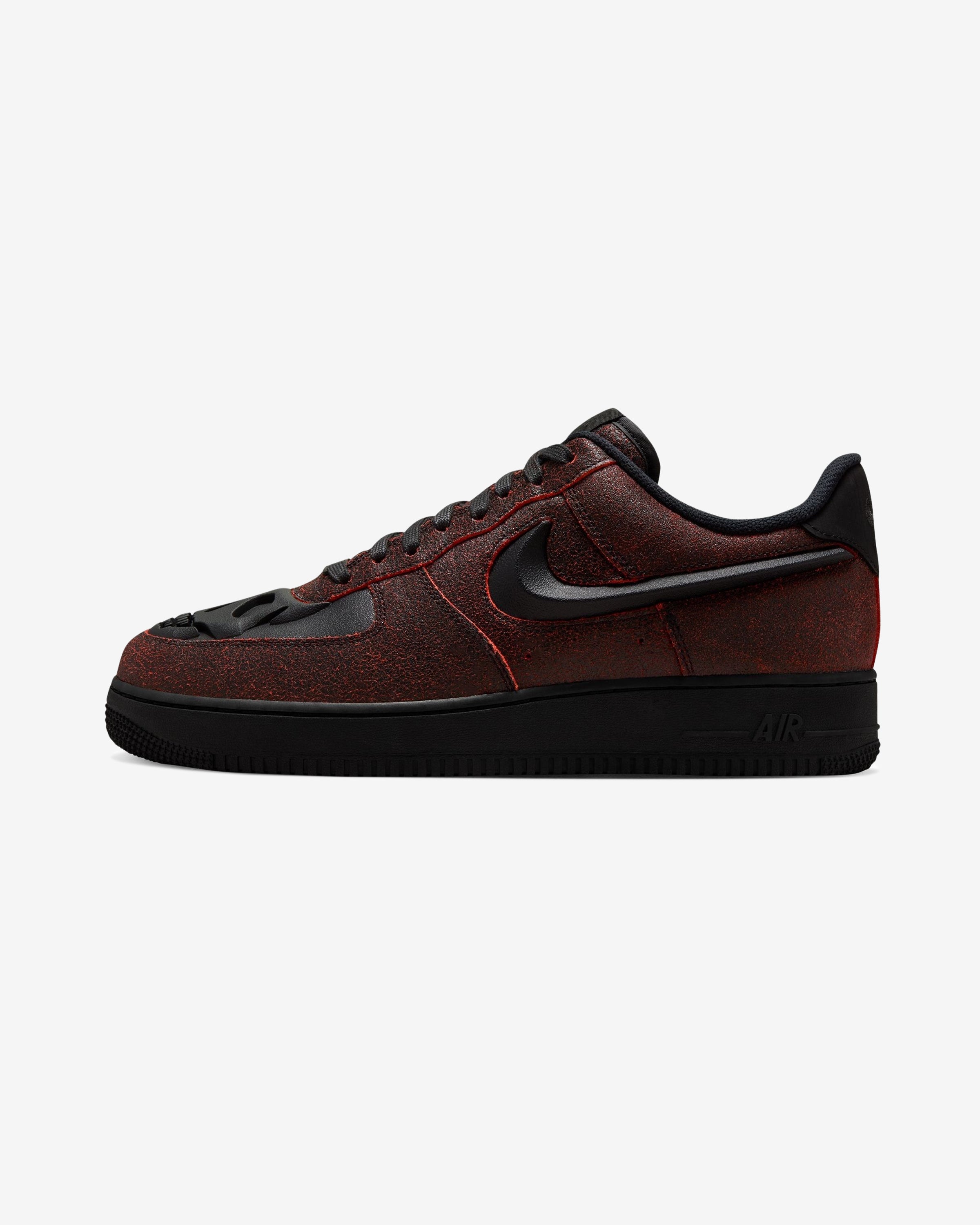 NIKE AIR FORCE 1 RETRO HWN - BLACK/ CRIMSON