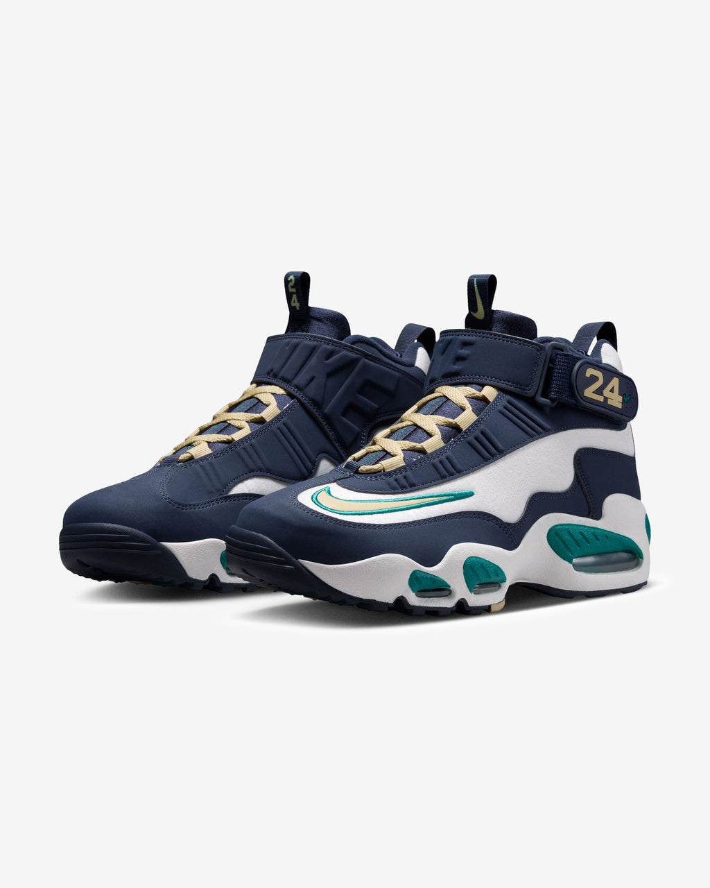 Nike – Undefeated