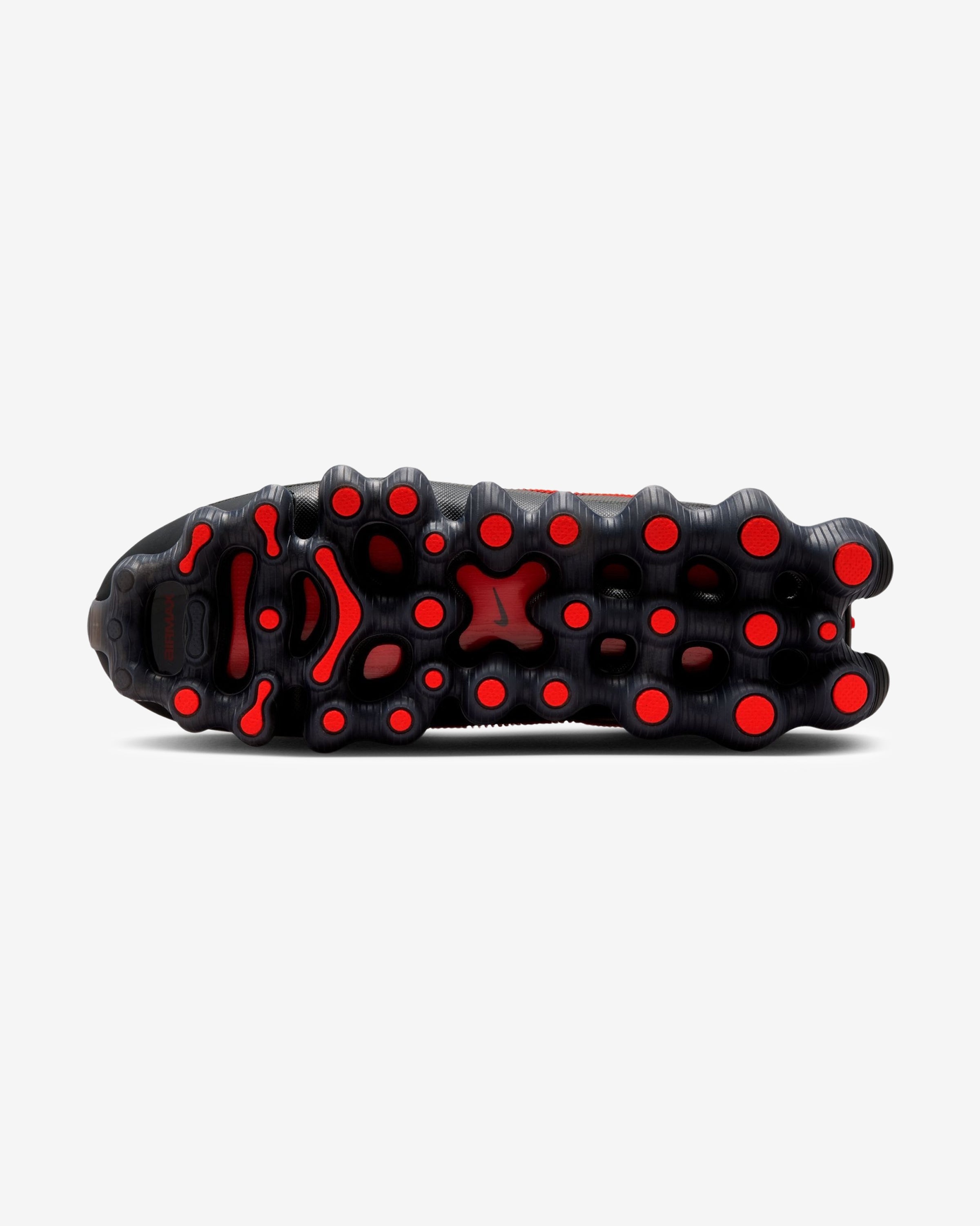 NIKE AIR LIQUID MAX BLACK /METALLIC GOLD/ TEAM RED – Undefeated