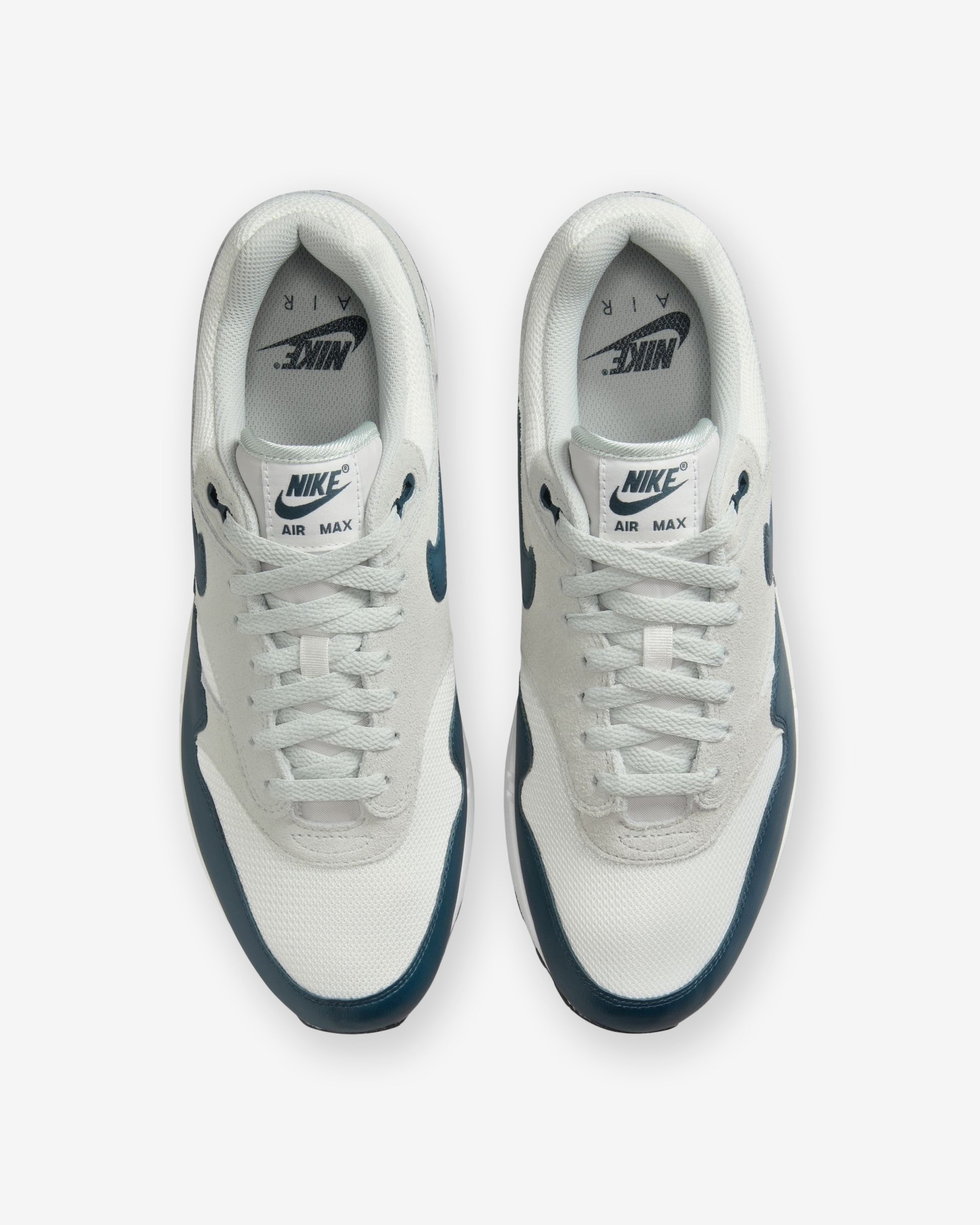 NIKE AIR MAX 1 ESSENTIAL - SUMMITWHITE/ ARMORYNAVY